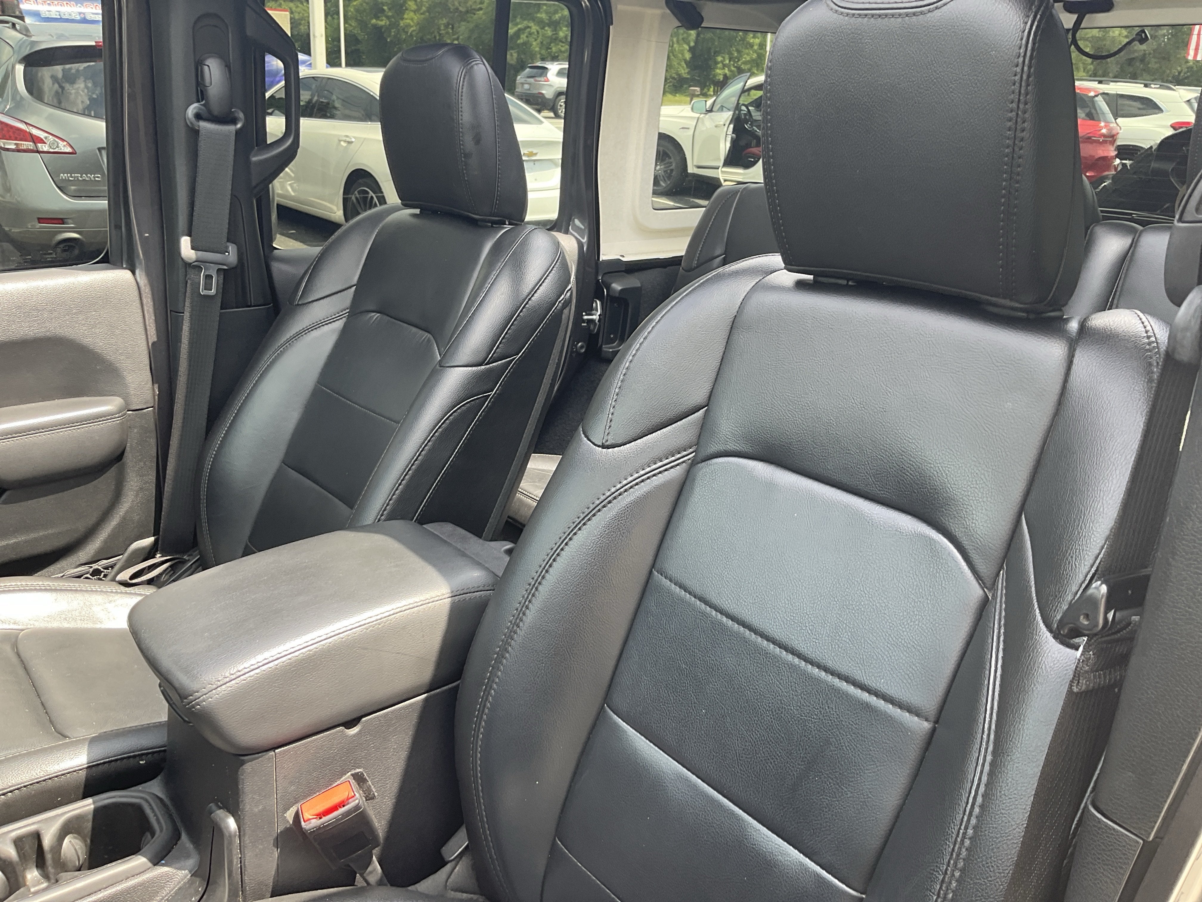 2021 Jeep Wrangler Unlimited Sahara Altitude