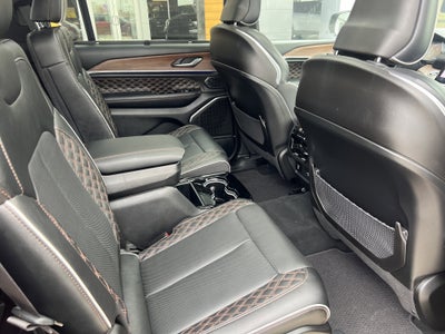 2023 Jeep Grand Cherokee L Summit