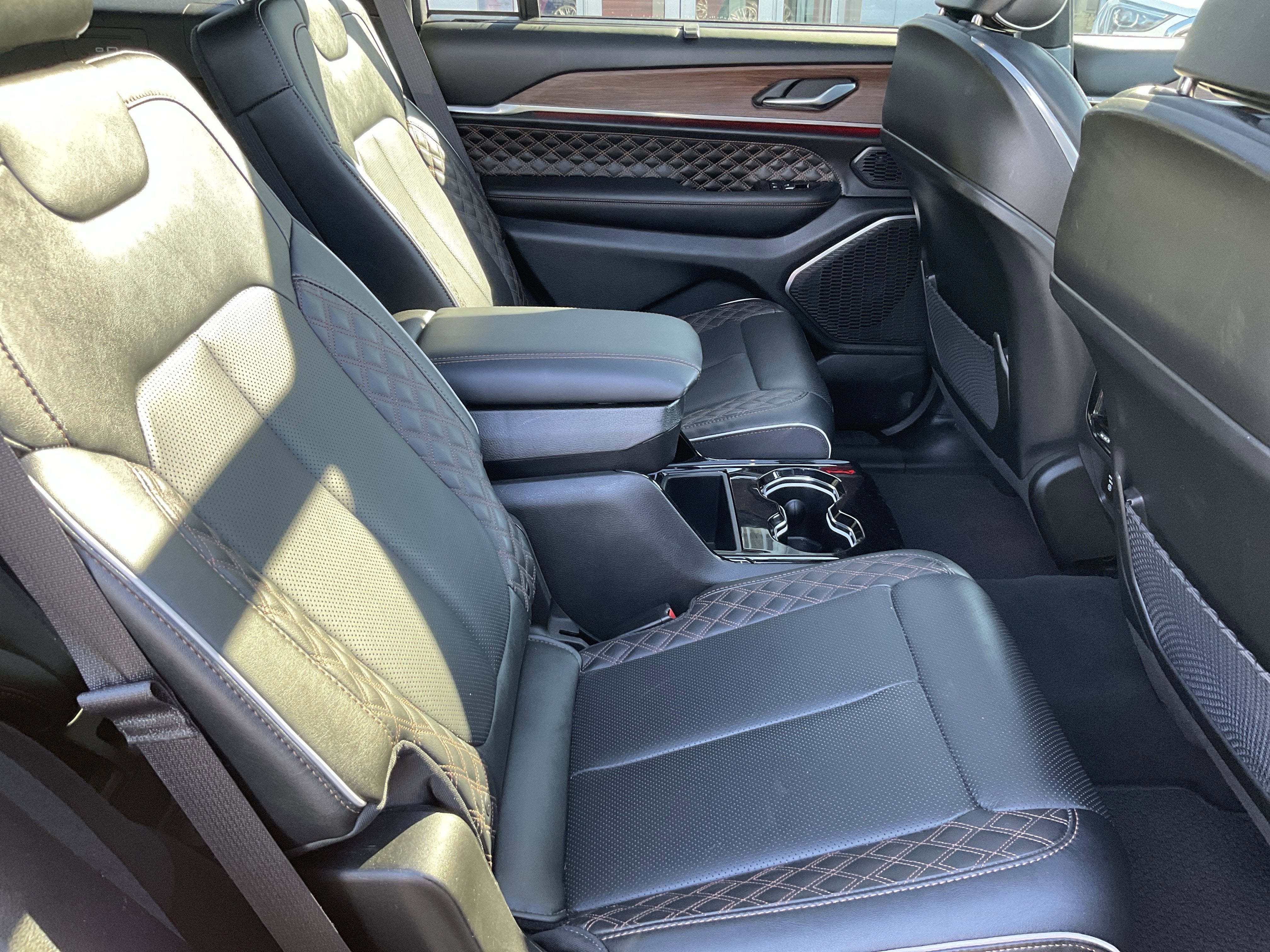 2023 Jeep Grand Cherokee L Summit