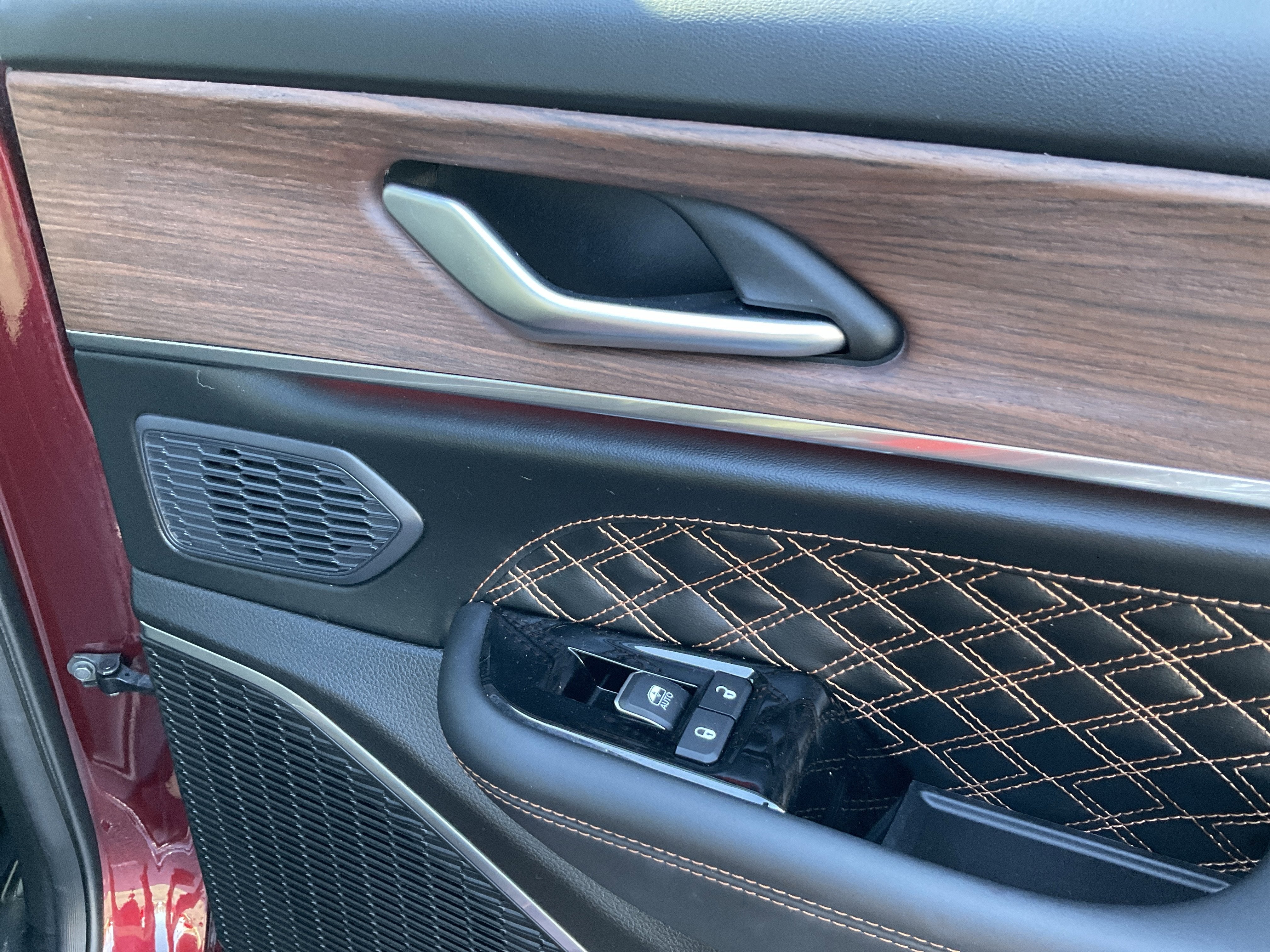 2023 Jeep Grand Cherokee L Summit