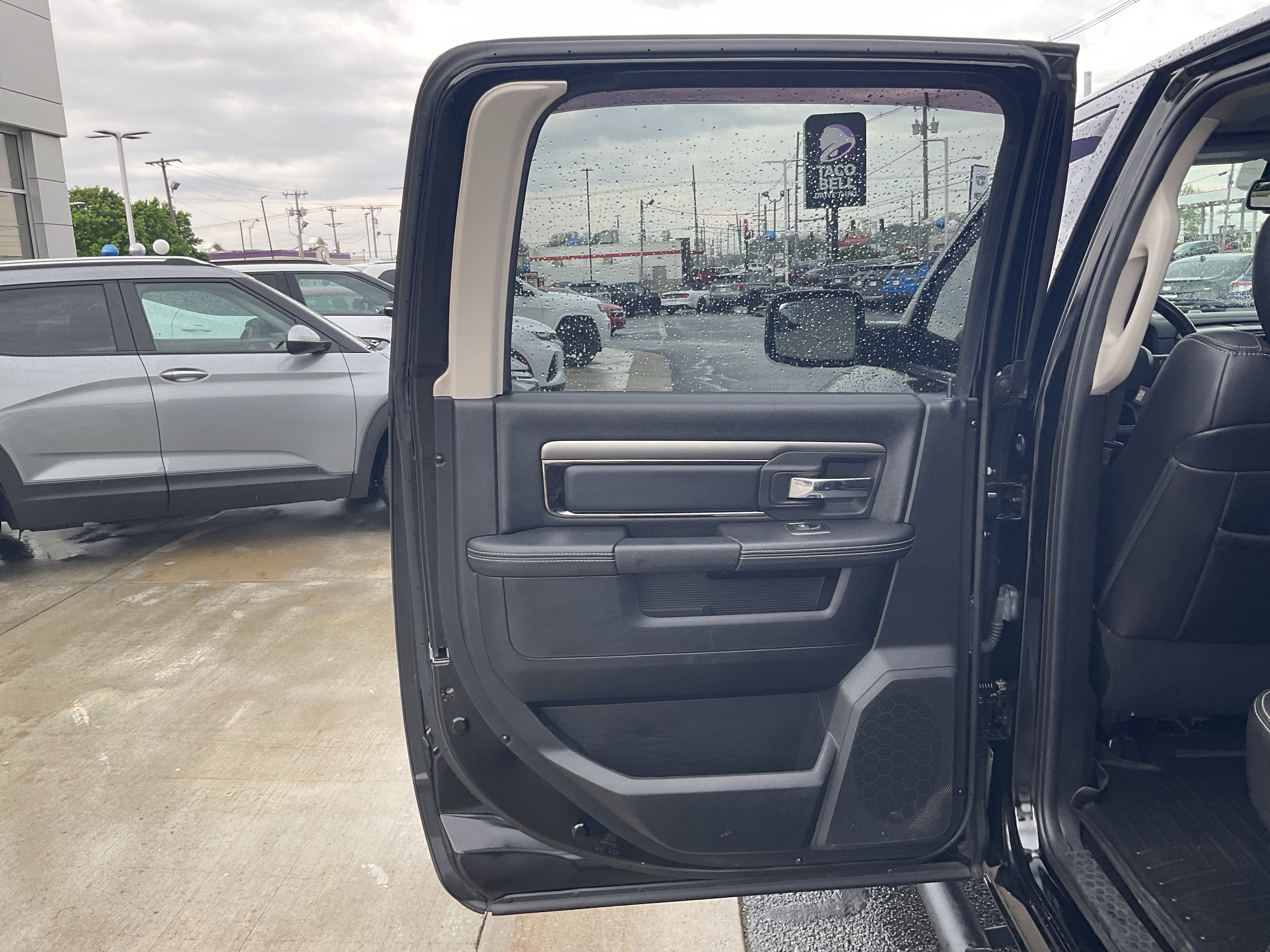 2015 RAM 1500 Sport