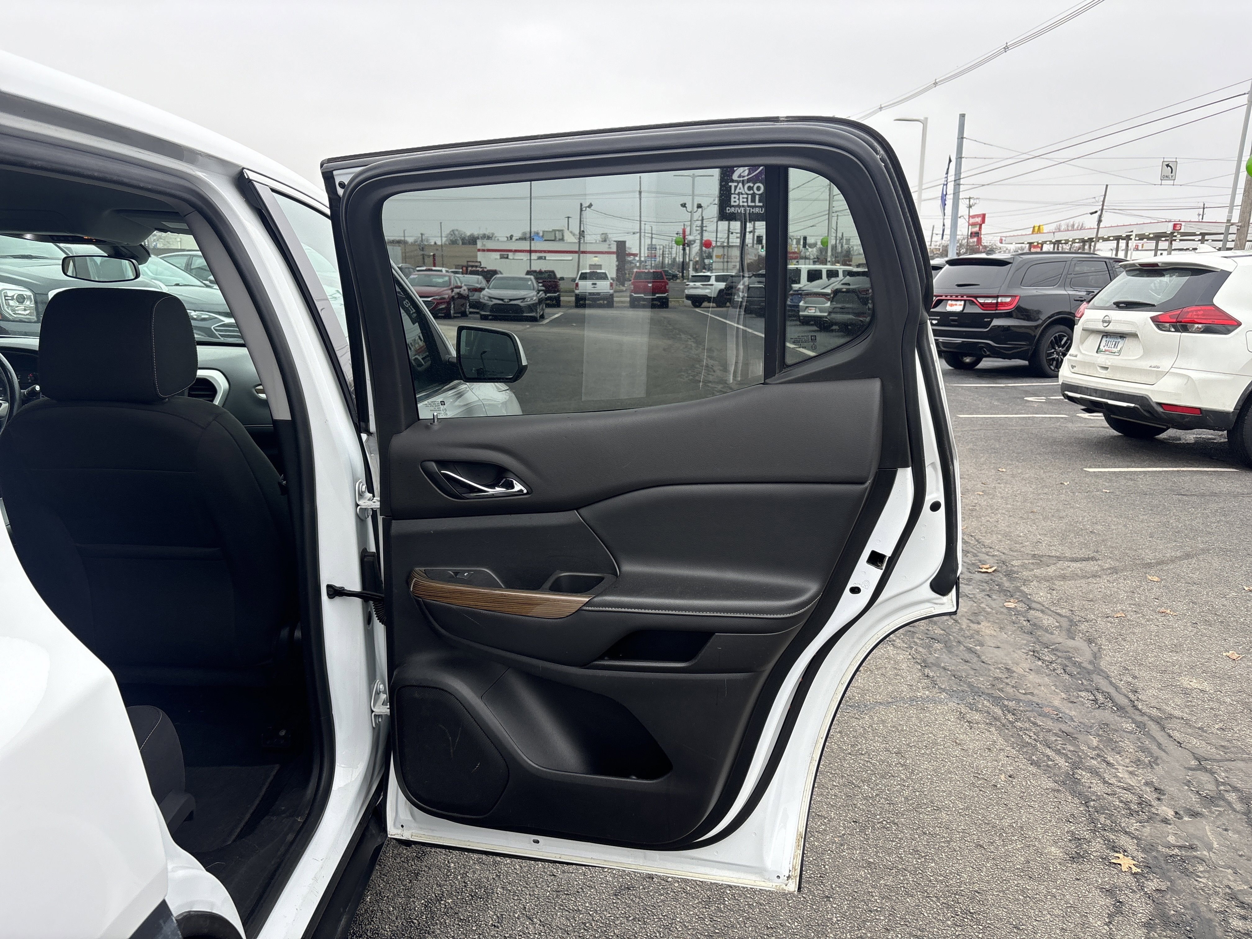 2019 GMC Acadia SLE-1