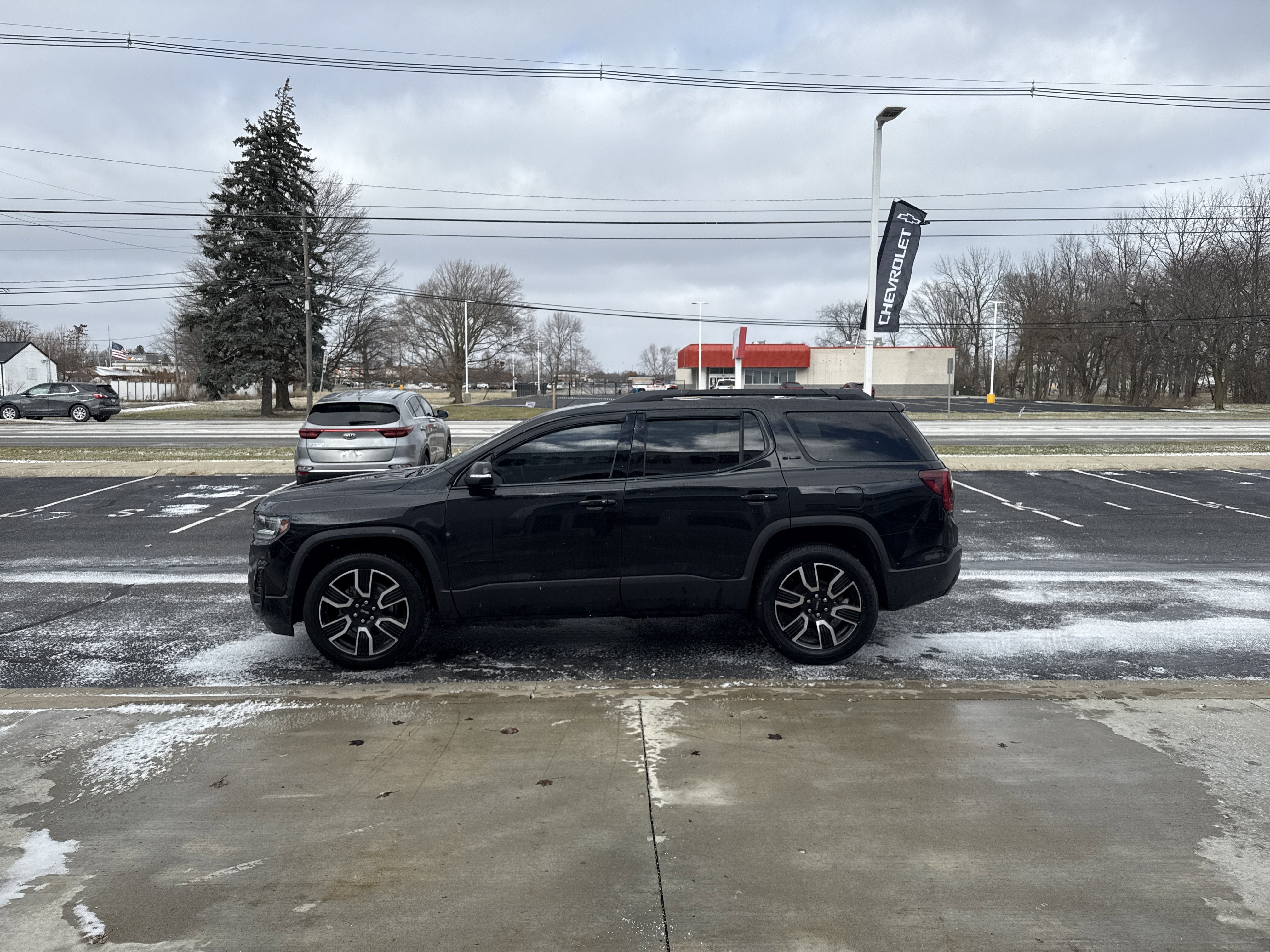 2021 GMC Acadia SLE