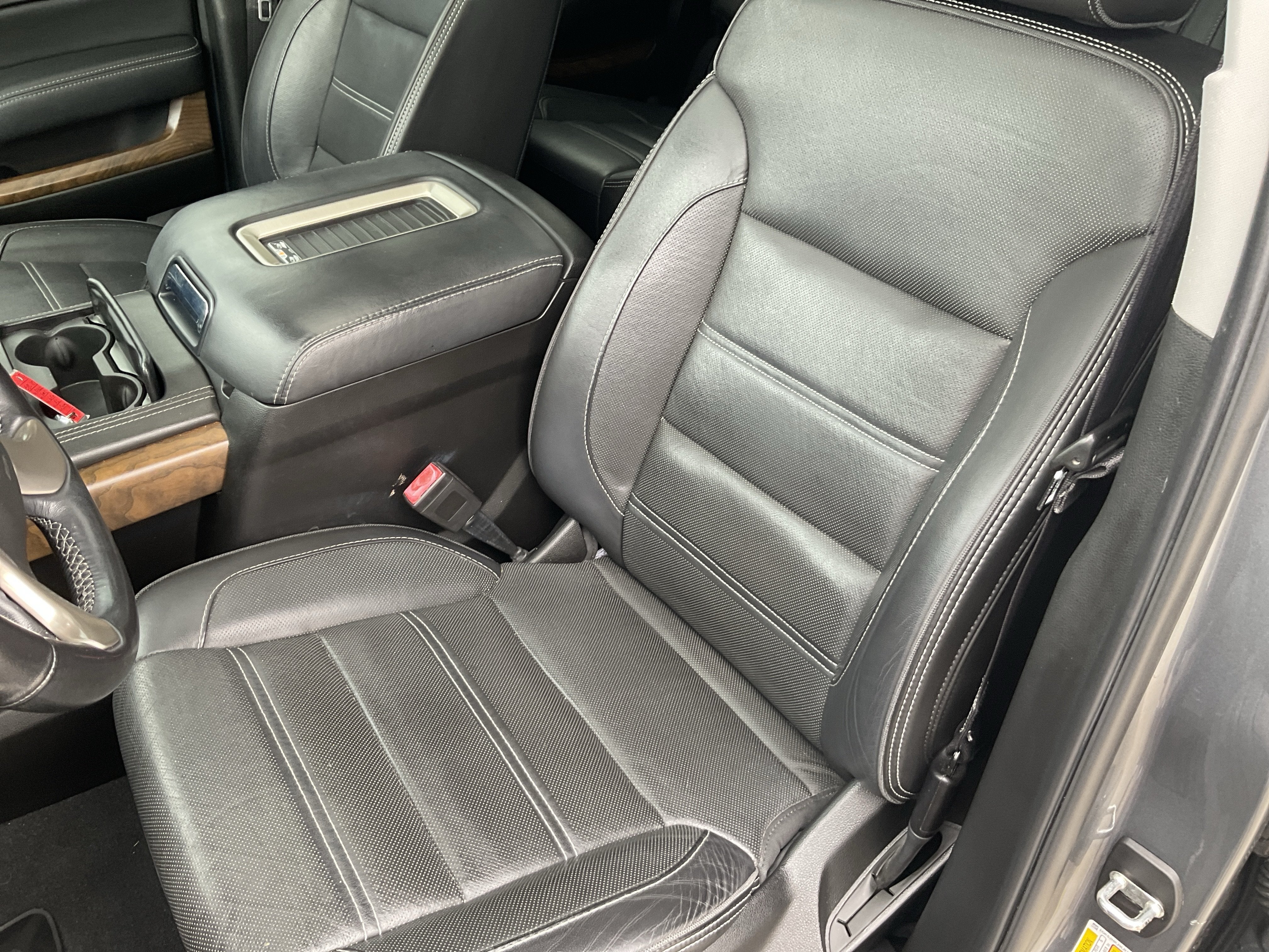 2020 GMC Yukon XL Denali