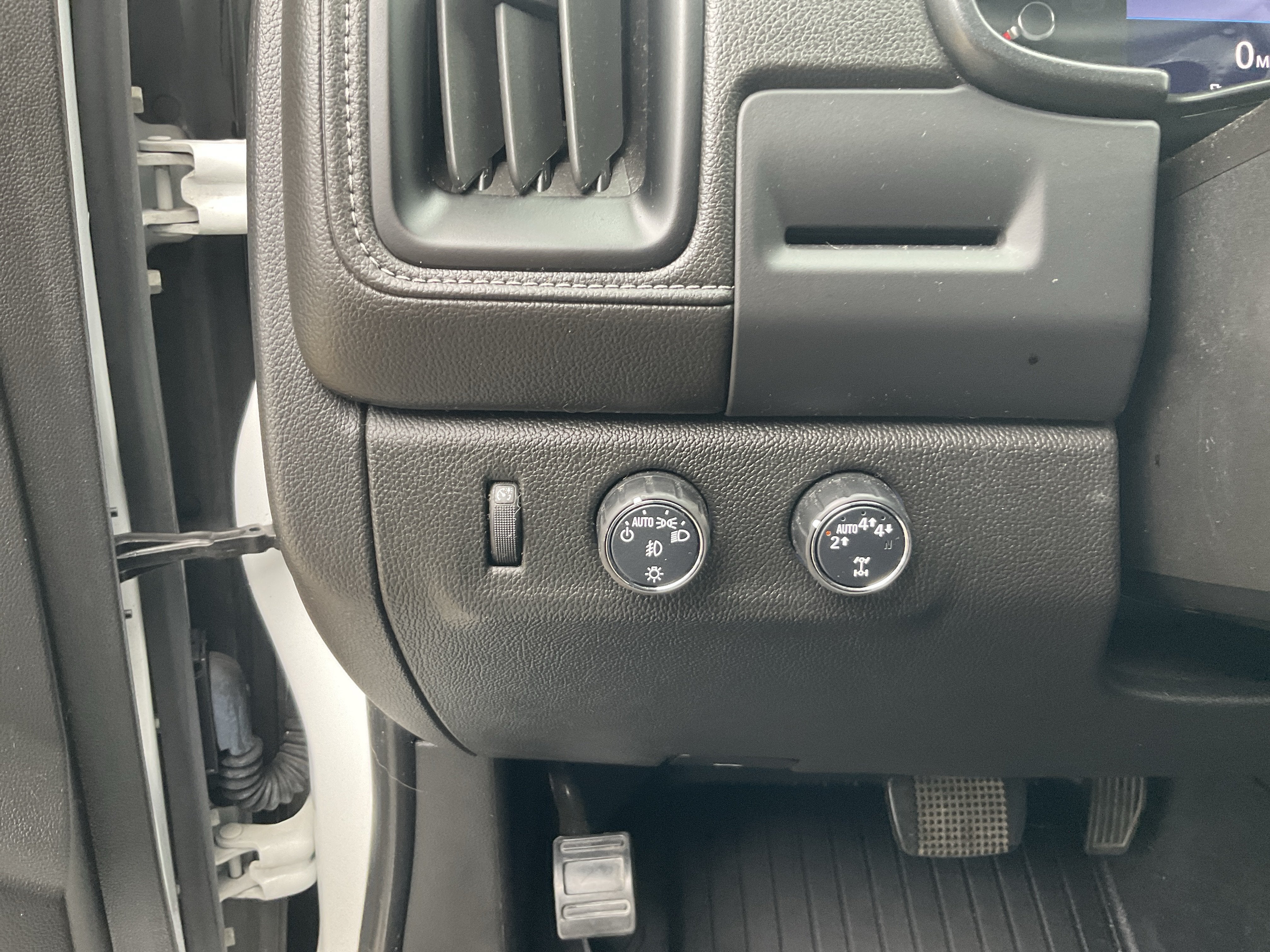2020 GMC Canyon SLE1