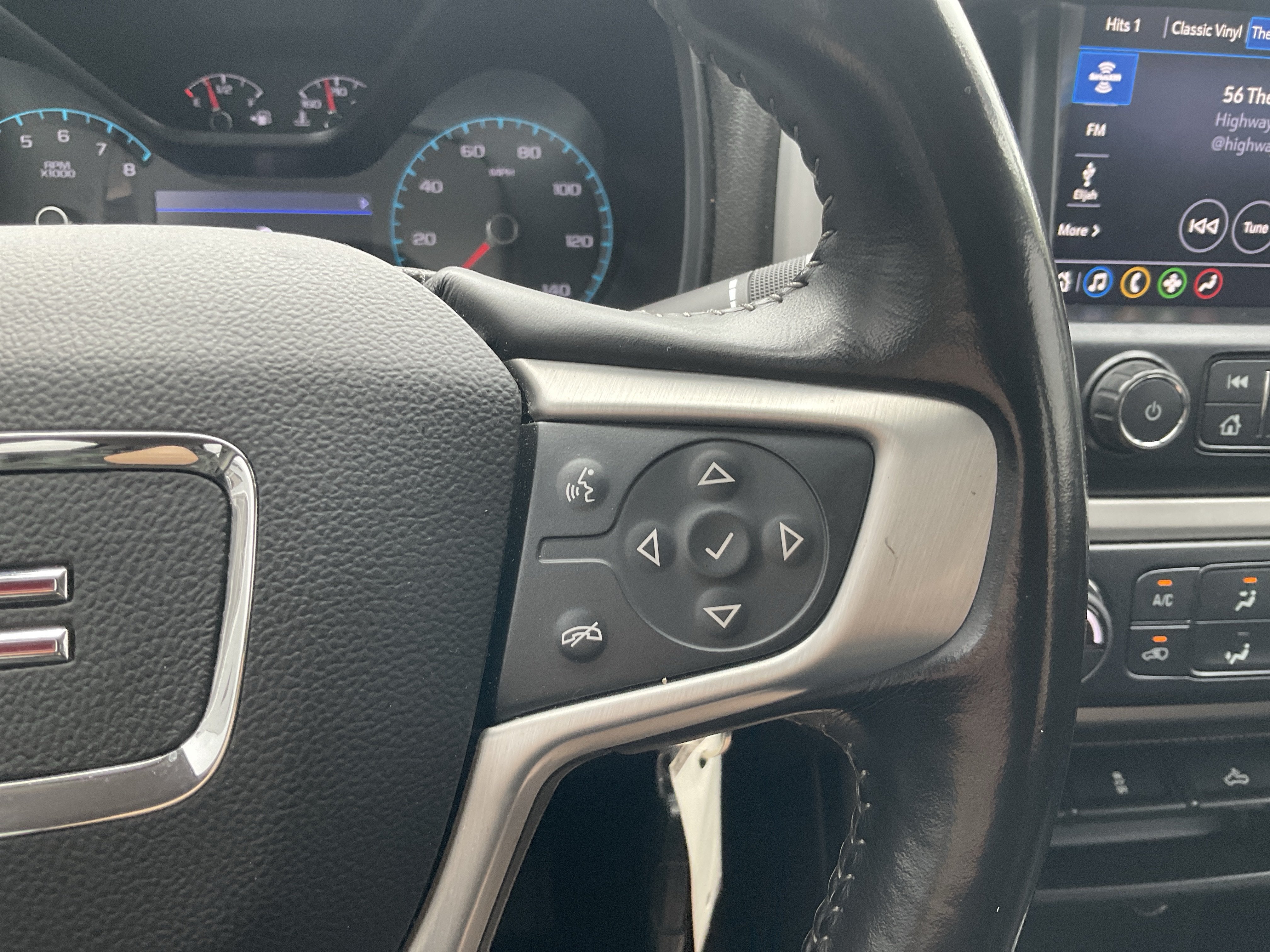 2020 GMC Canyon SLE1