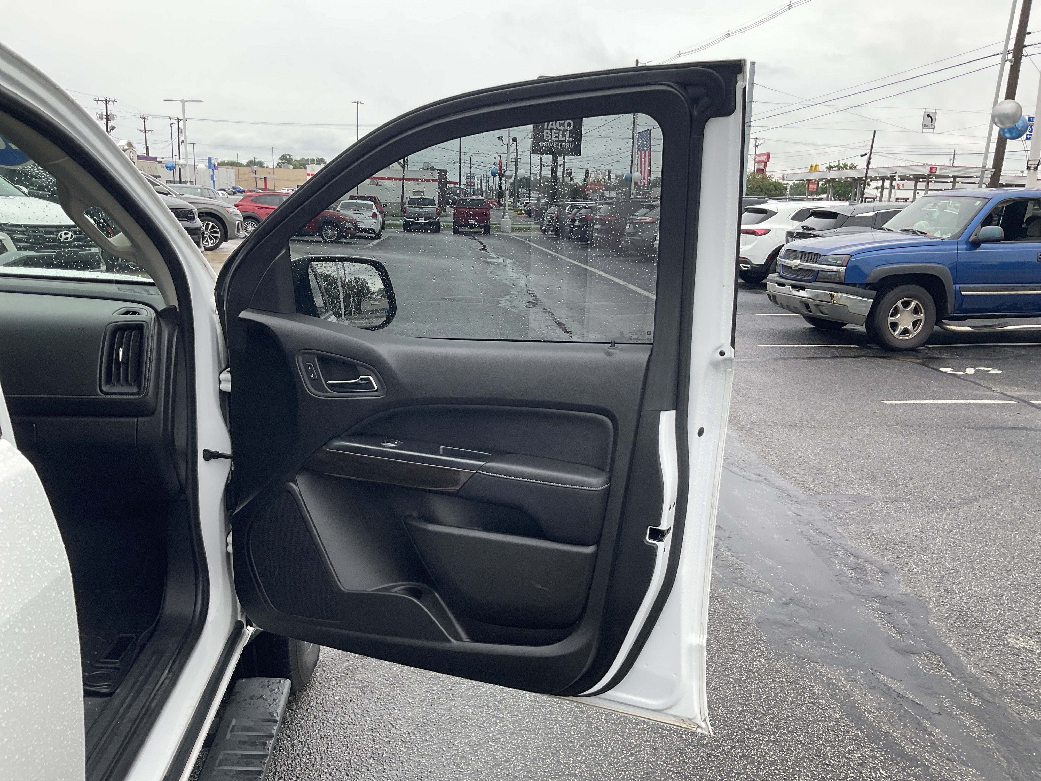 2020 GMC Canyon SLE1
