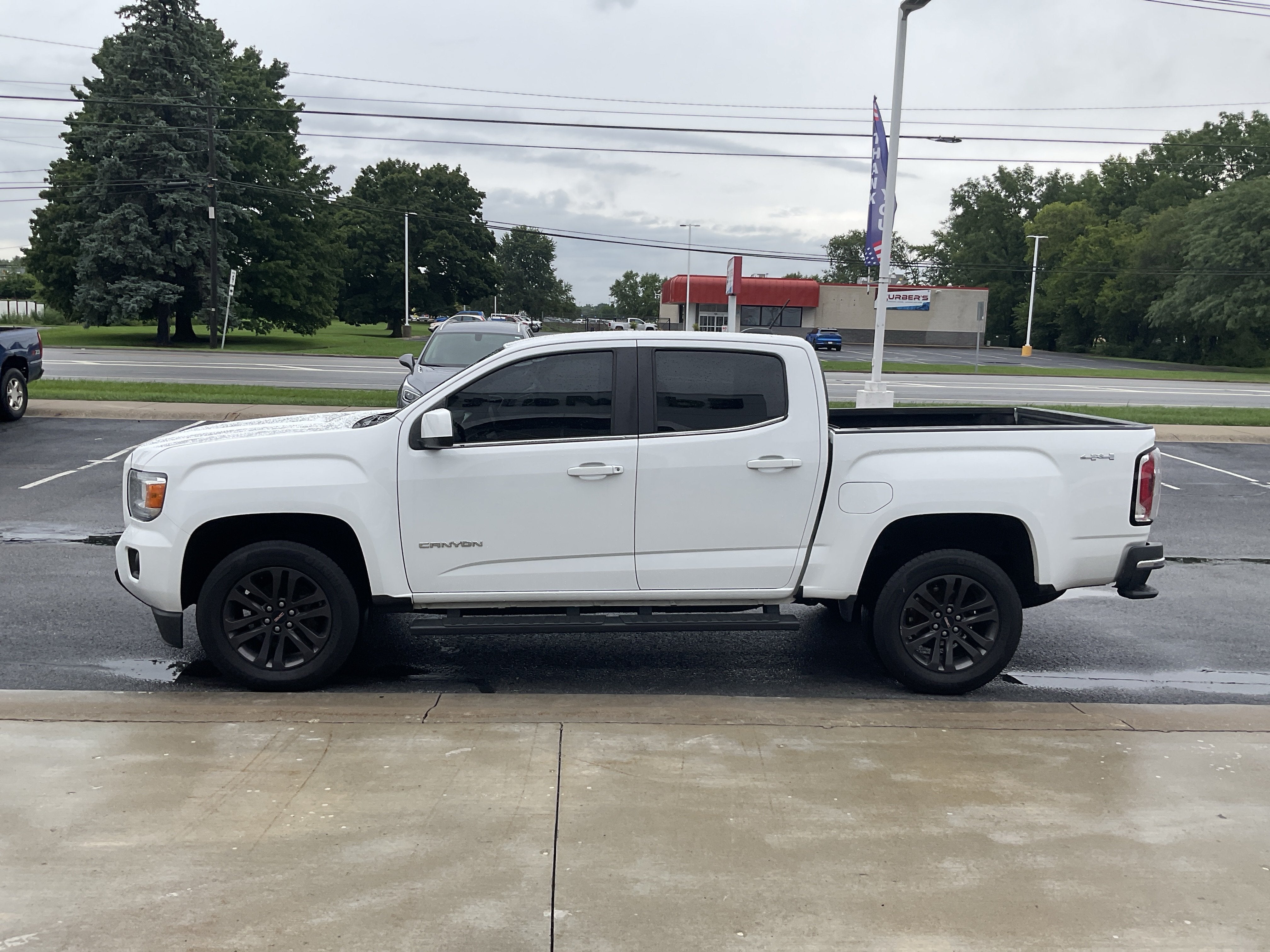 2020 GMC Canyon SLE1