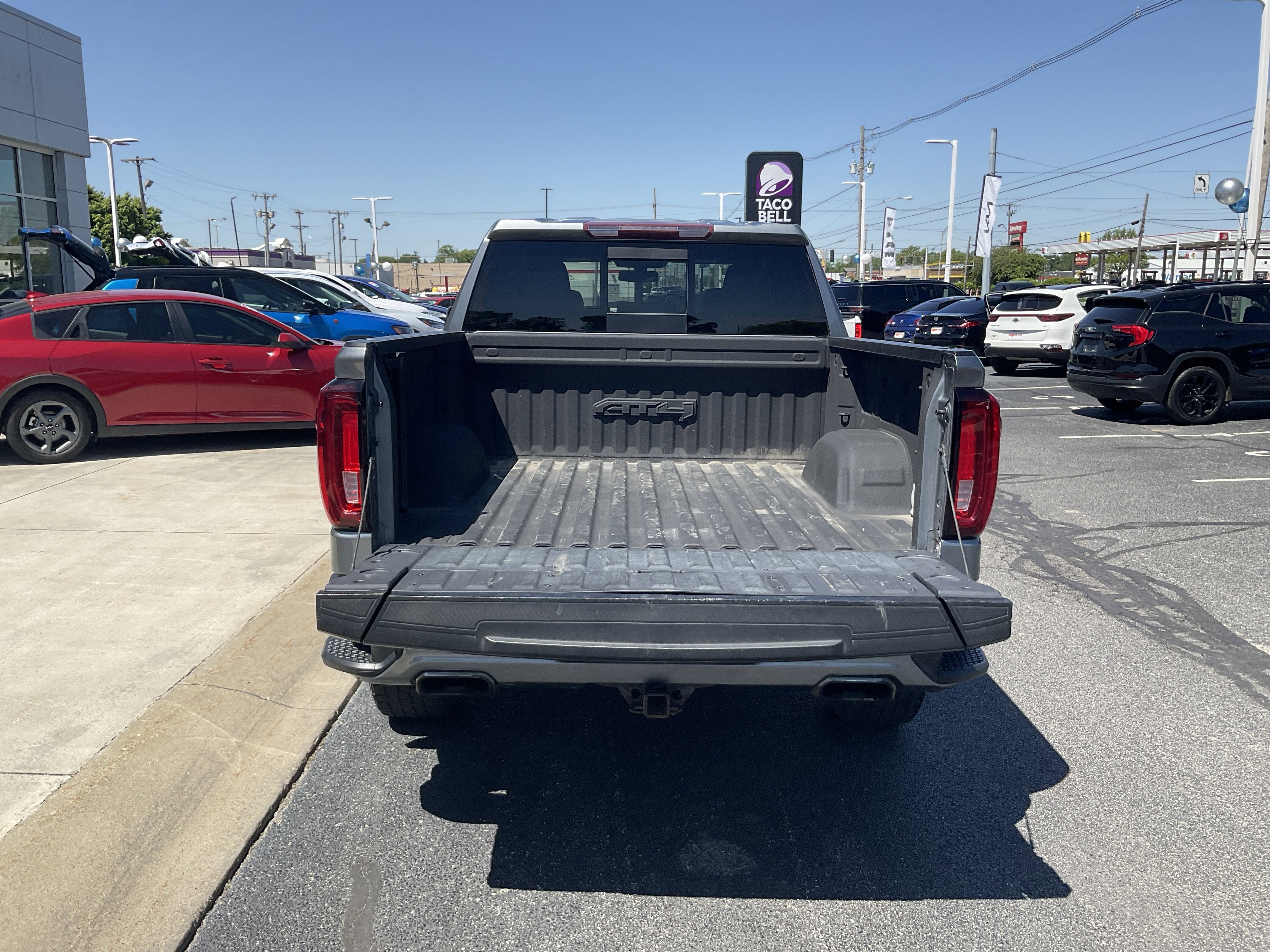 2021 GMC Sierra 1500 AT4