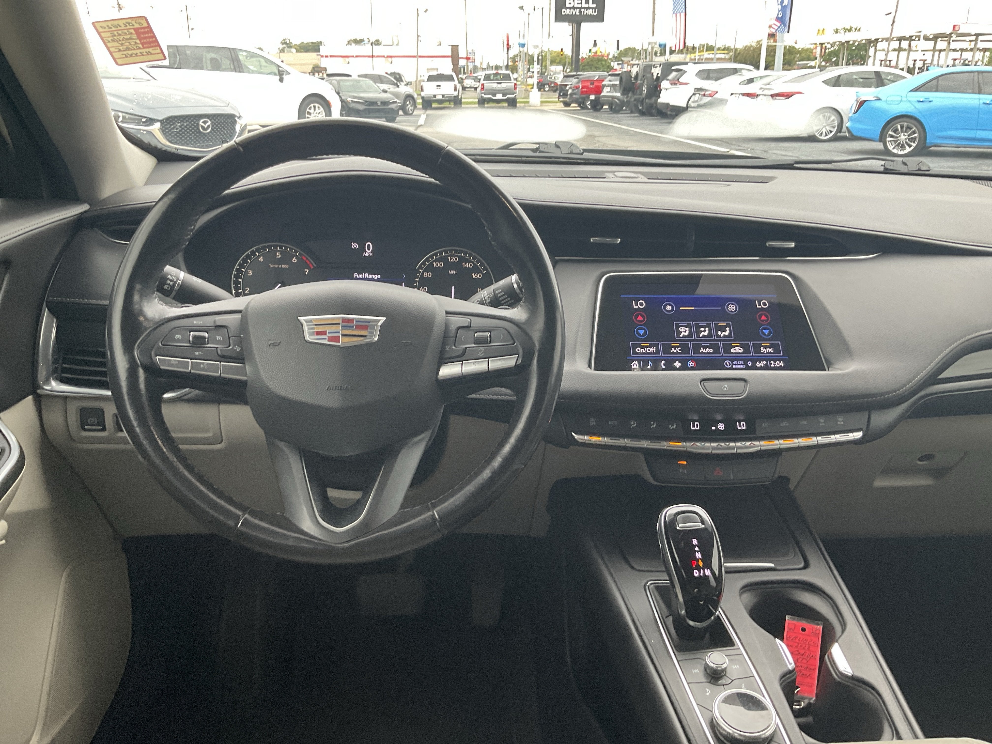 2022 Cadillac XT4 Premium Luxury