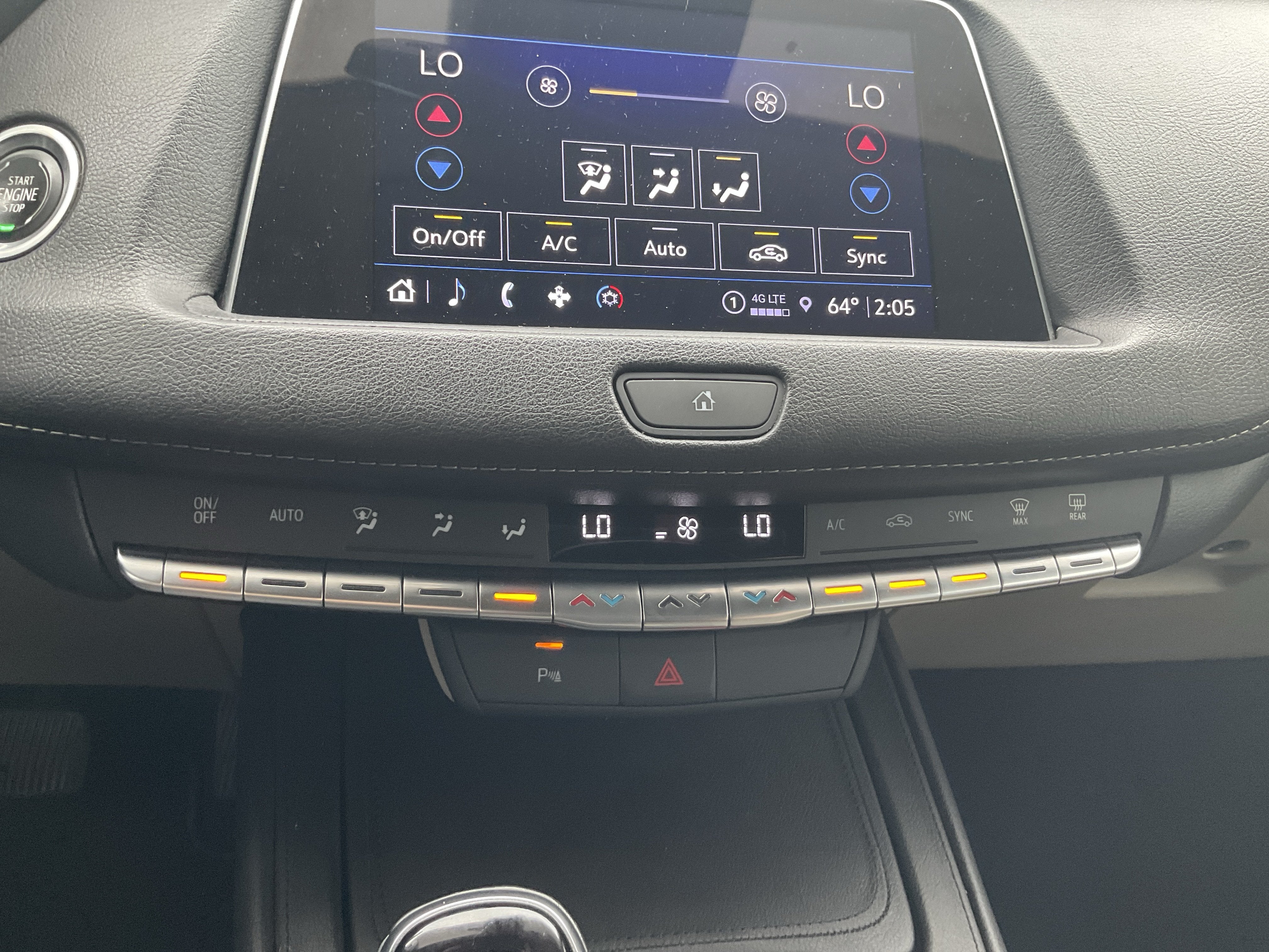 2022 Cadillac XT4 Premium Luxury