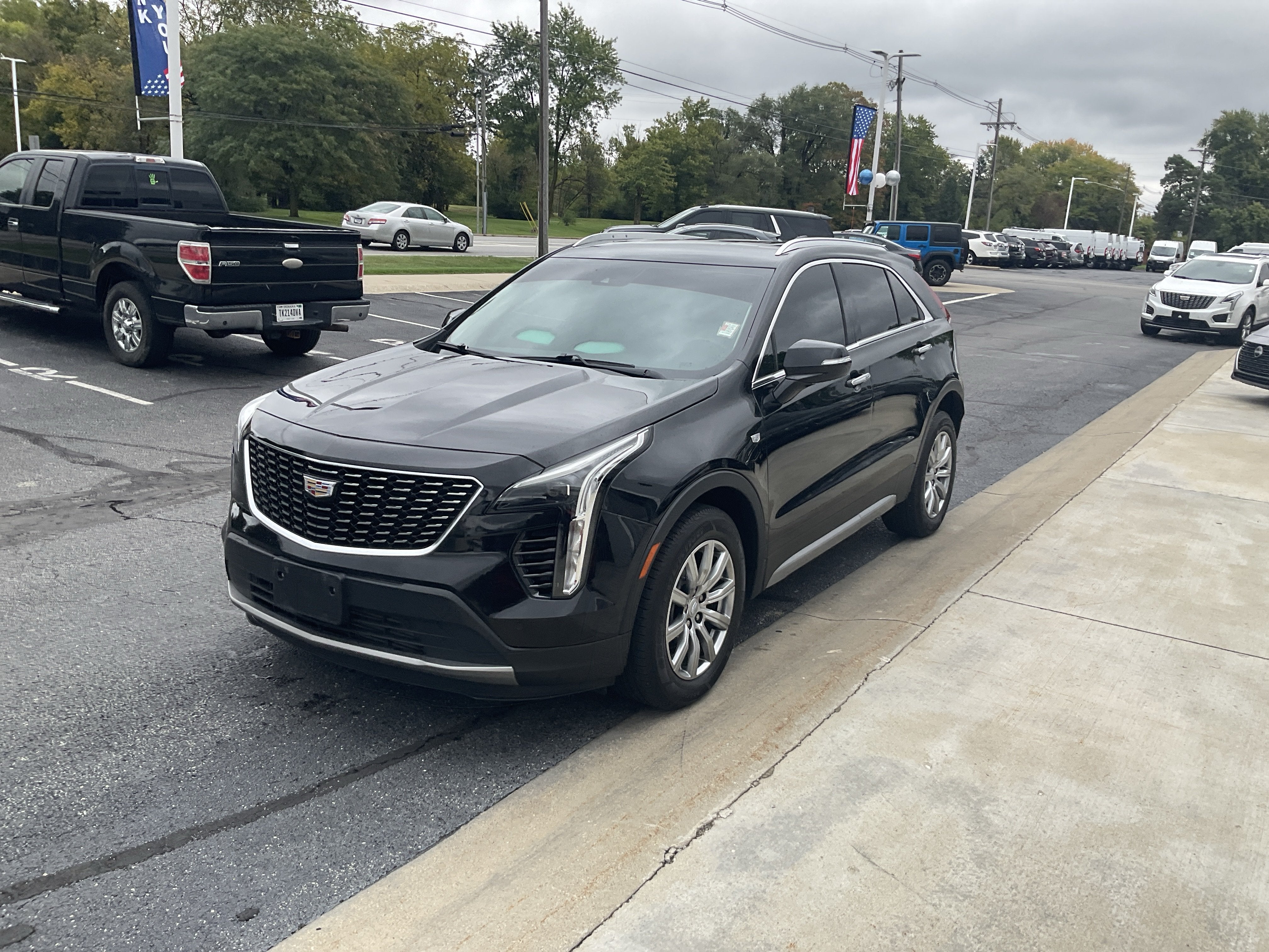 2022 Cadillac XT4 Premium Luxury