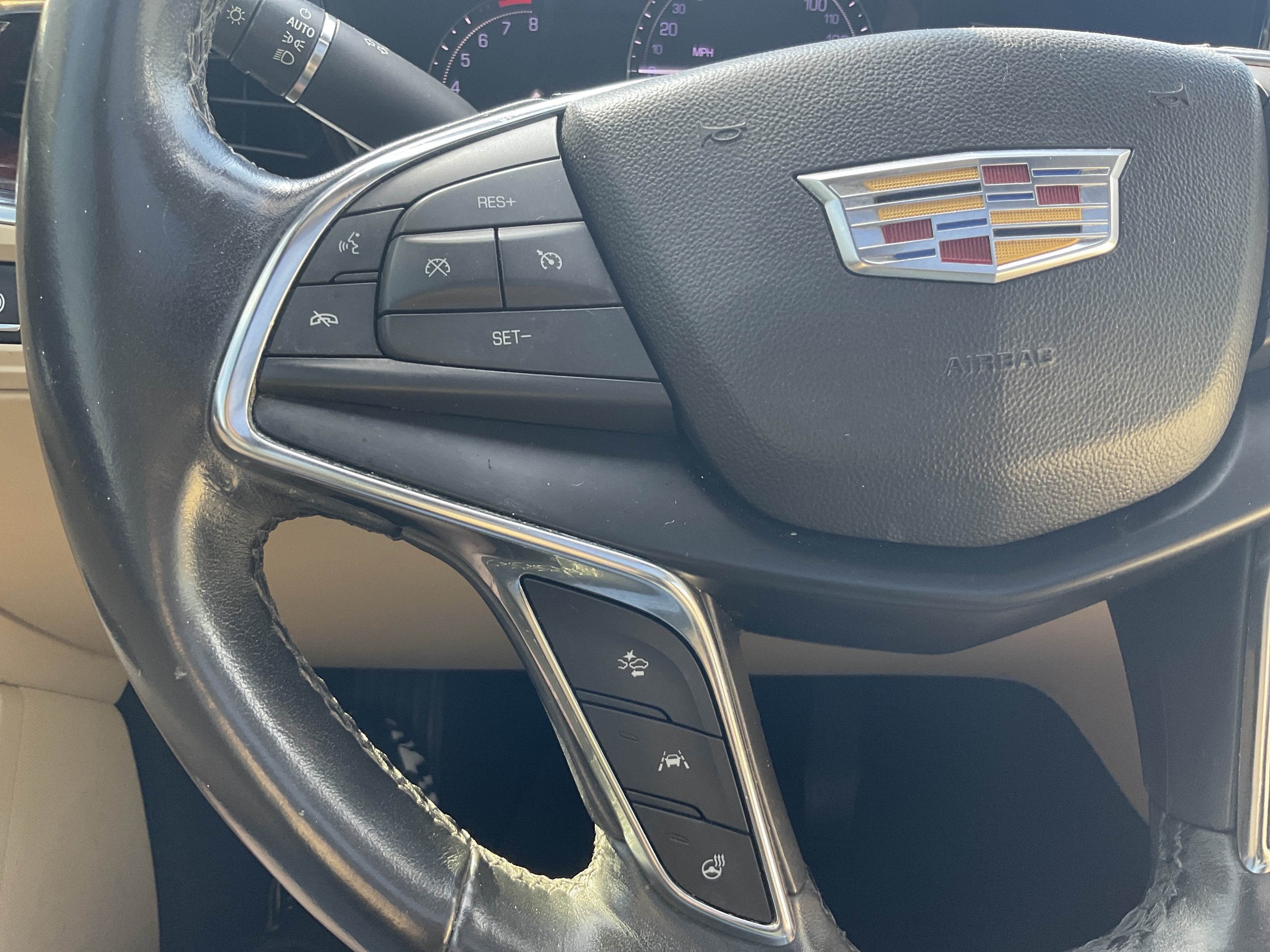 2019 Cadillac XT5 Luxury