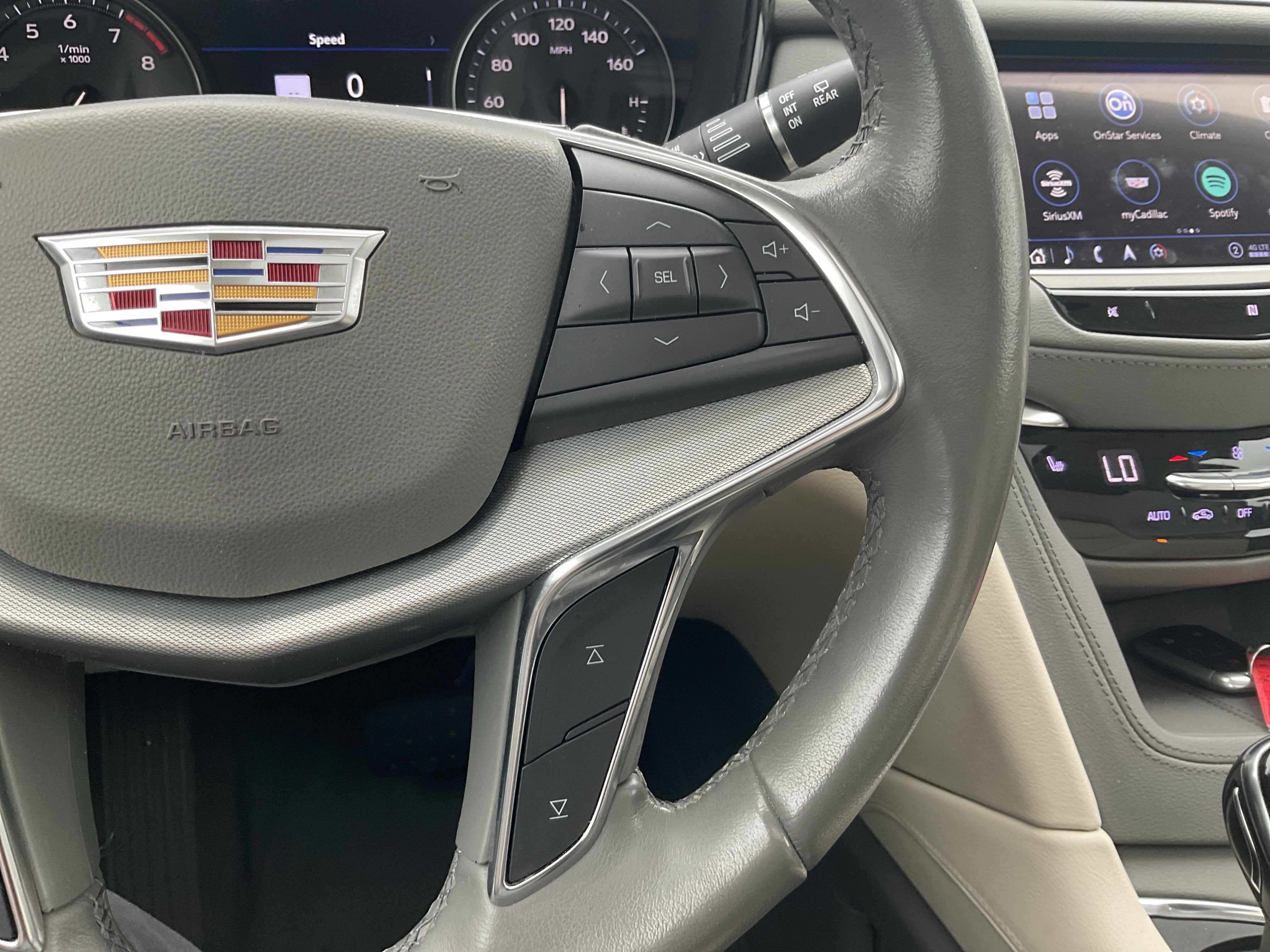 2020 Cadillac XT5 Premium Luxury