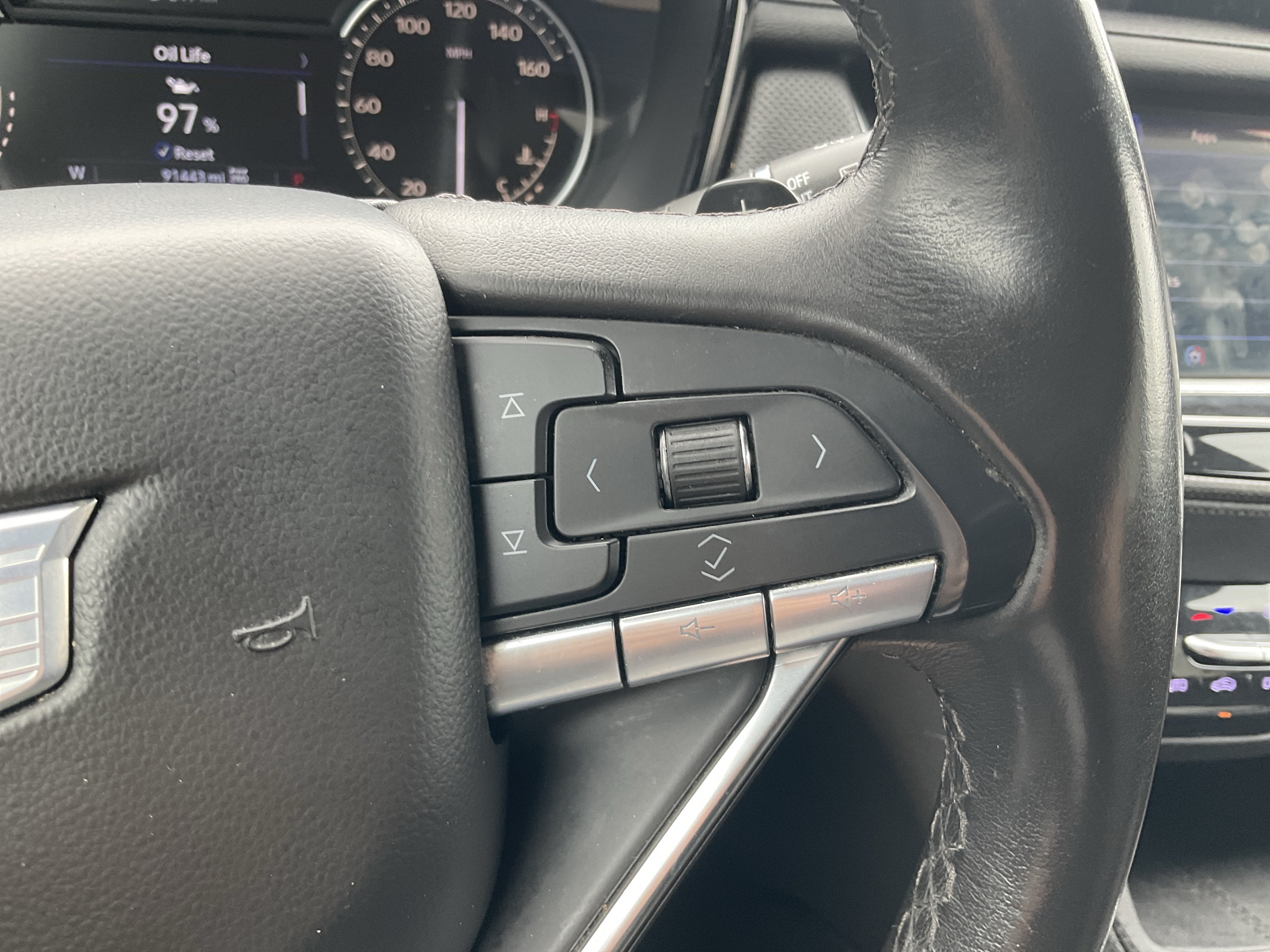 2024 Cadillac XT6 Luxury