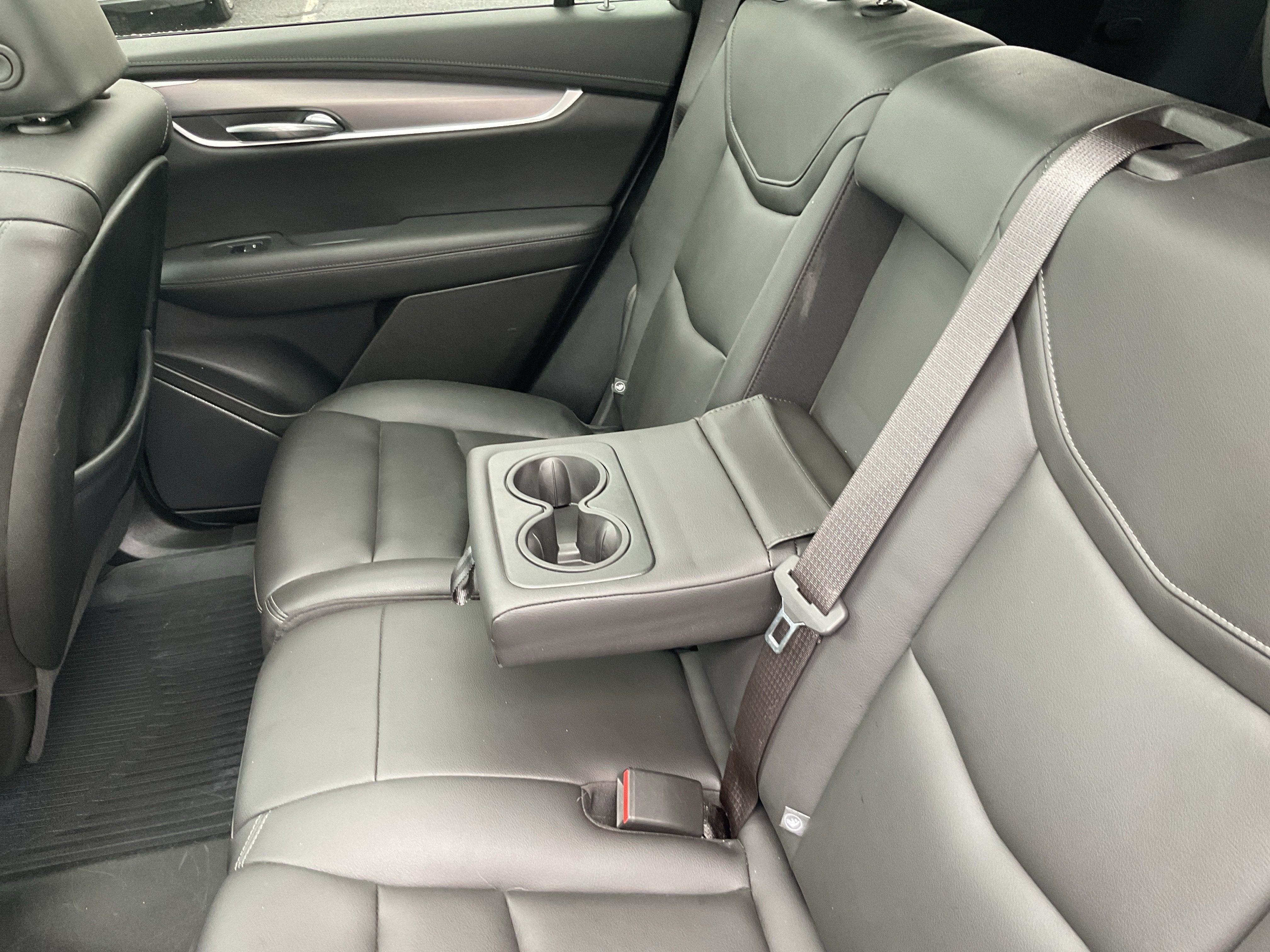 2024 Cadillac XT6 Luxury