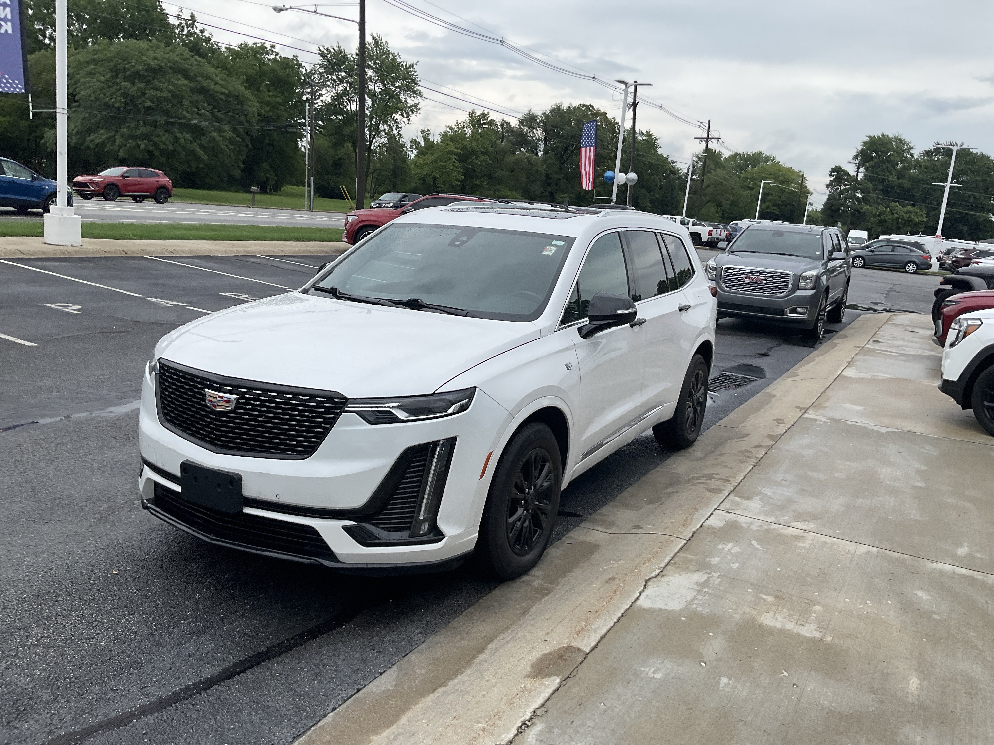 2024 Cadillac XT6 Luxury