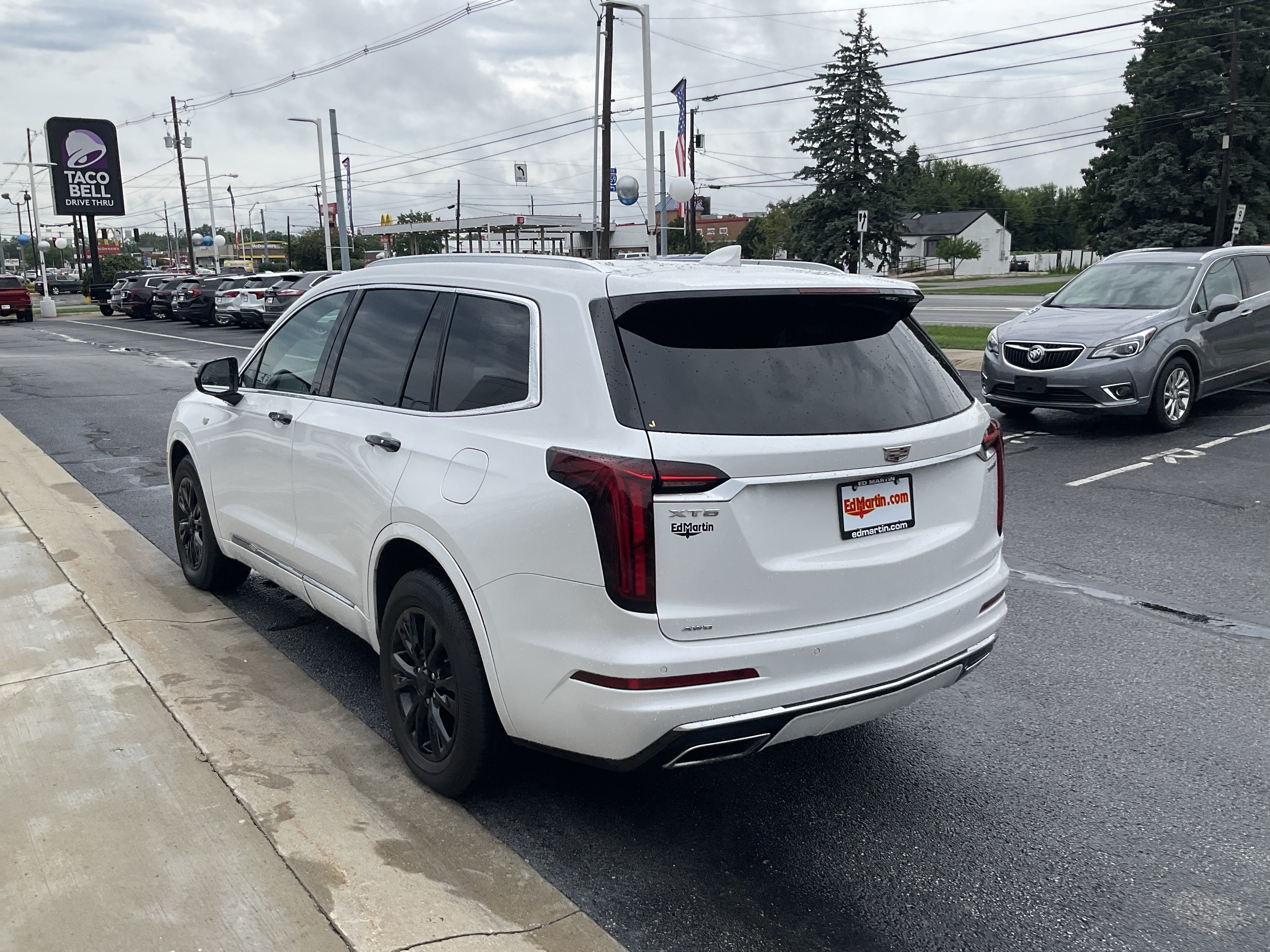 2024 Cadillac XT6 Luxury