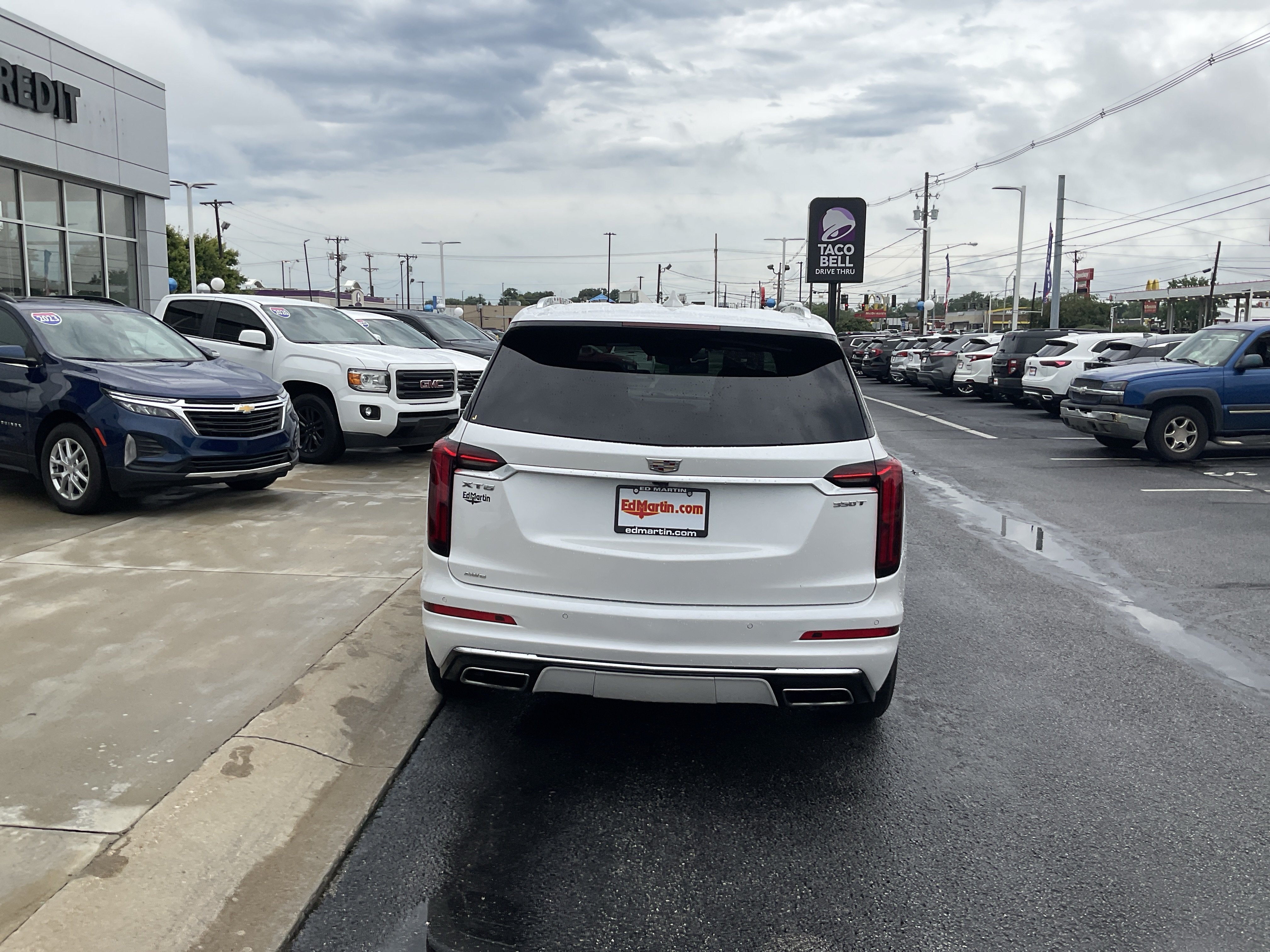 2024 Cadillac XT6 Luxury