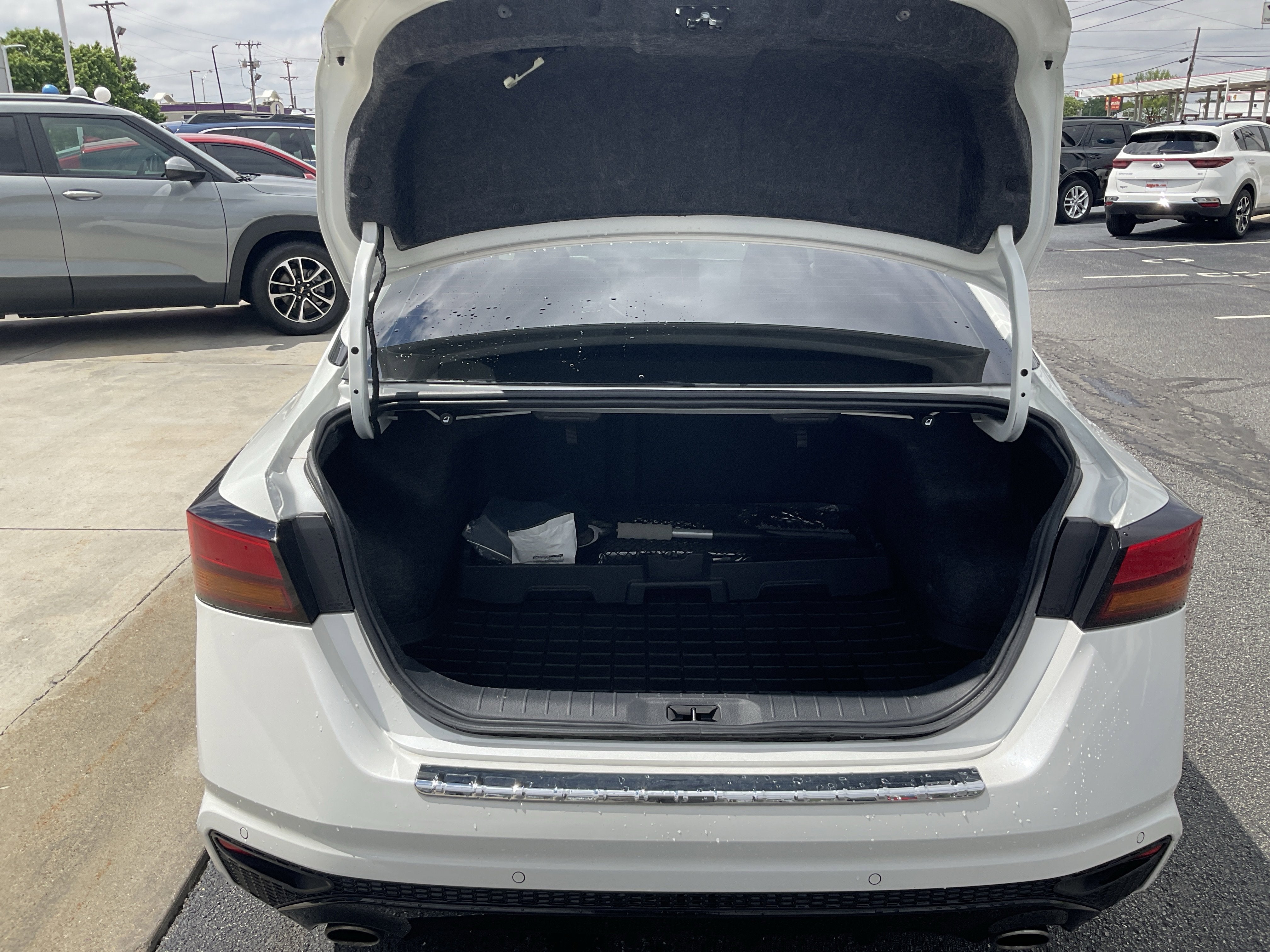 2023 Nissan Altima 2.5 SR