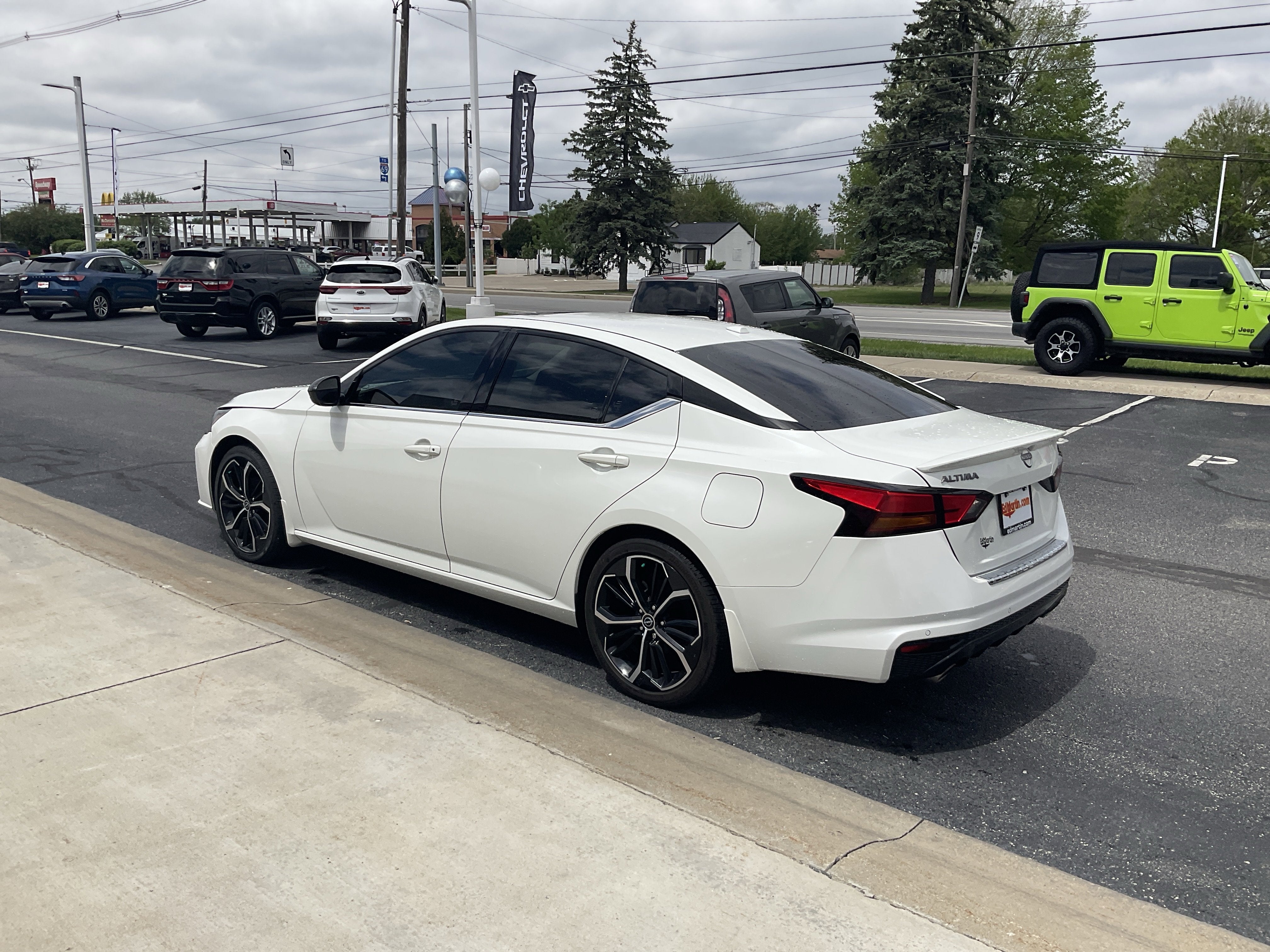 2023 Nissan Altima 2.5 SR