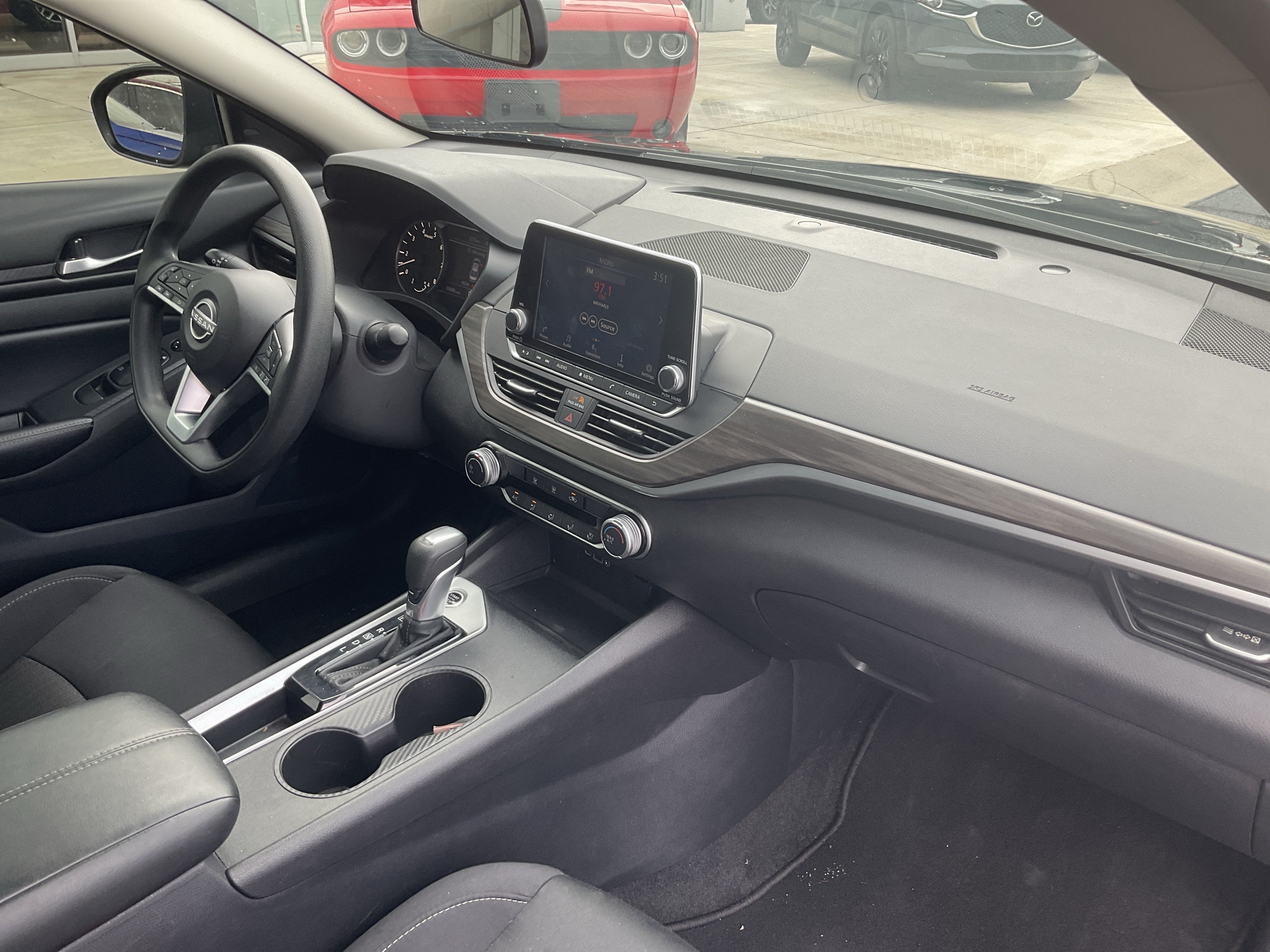 2025 Nissan Altima 2.5 SV