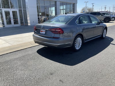 2017 Volkswagen Passat 1.8T SE