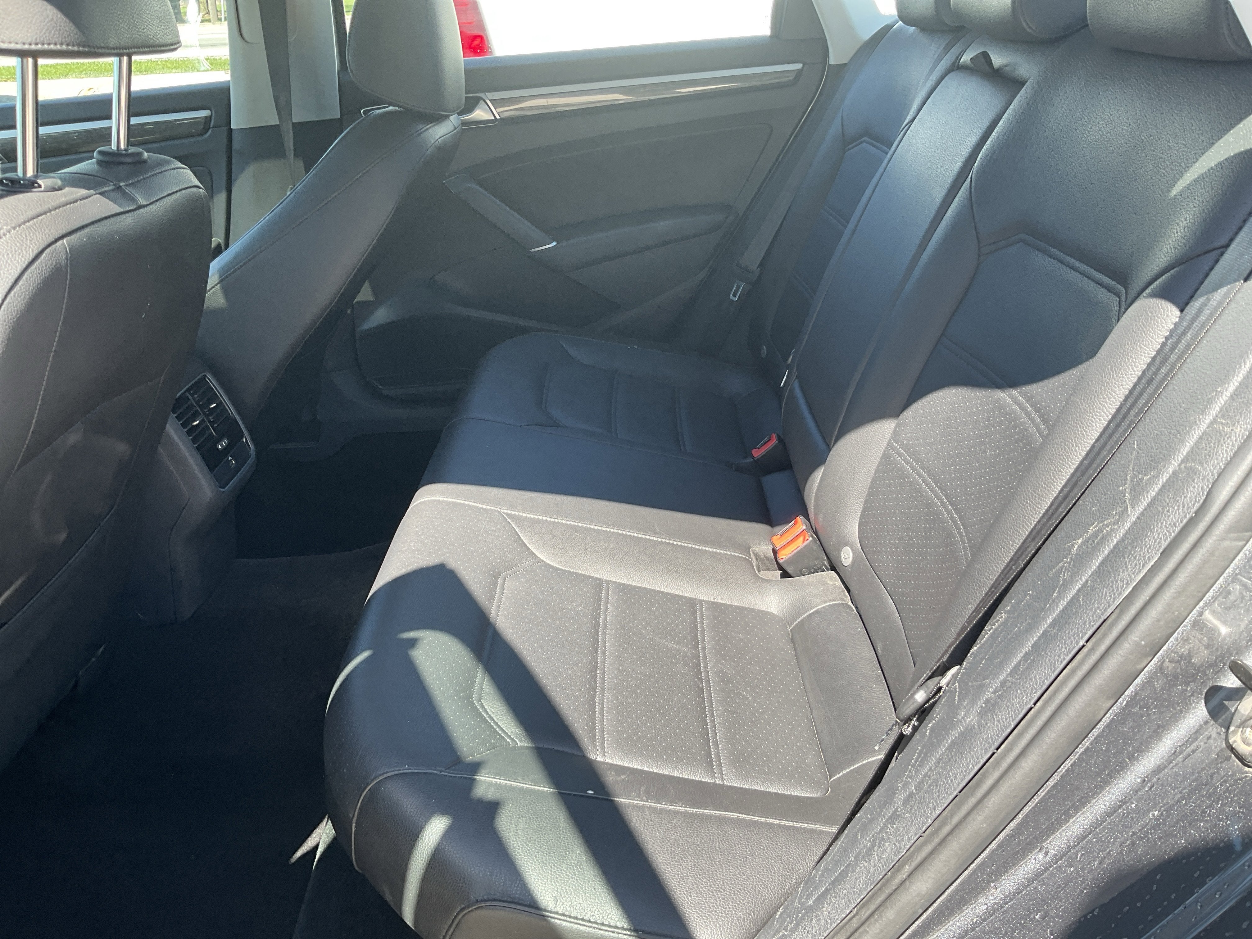 2017 Volkswagen Passat 1.8T SE