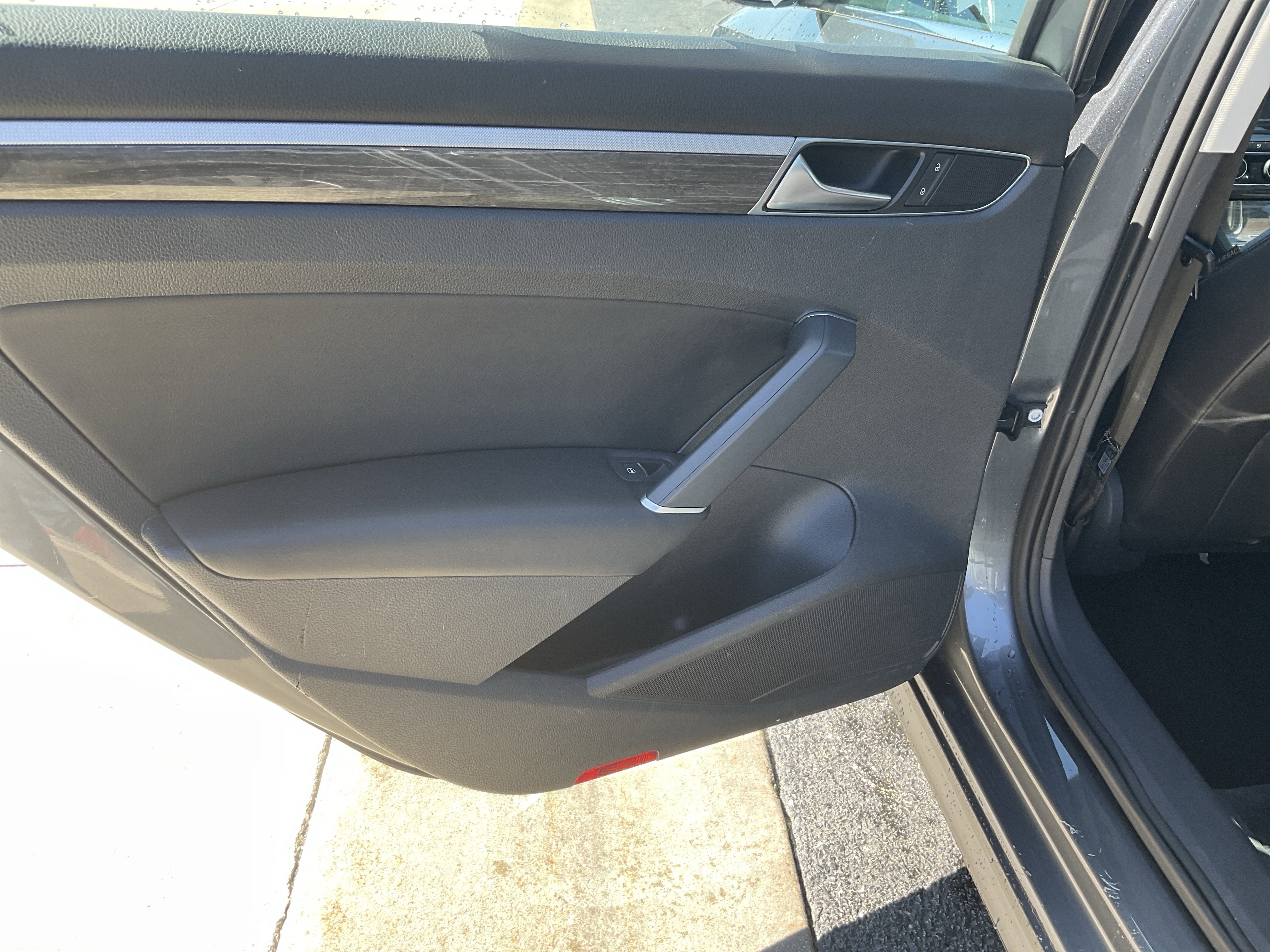 2017 Volkswagen Passat 1.8T SE