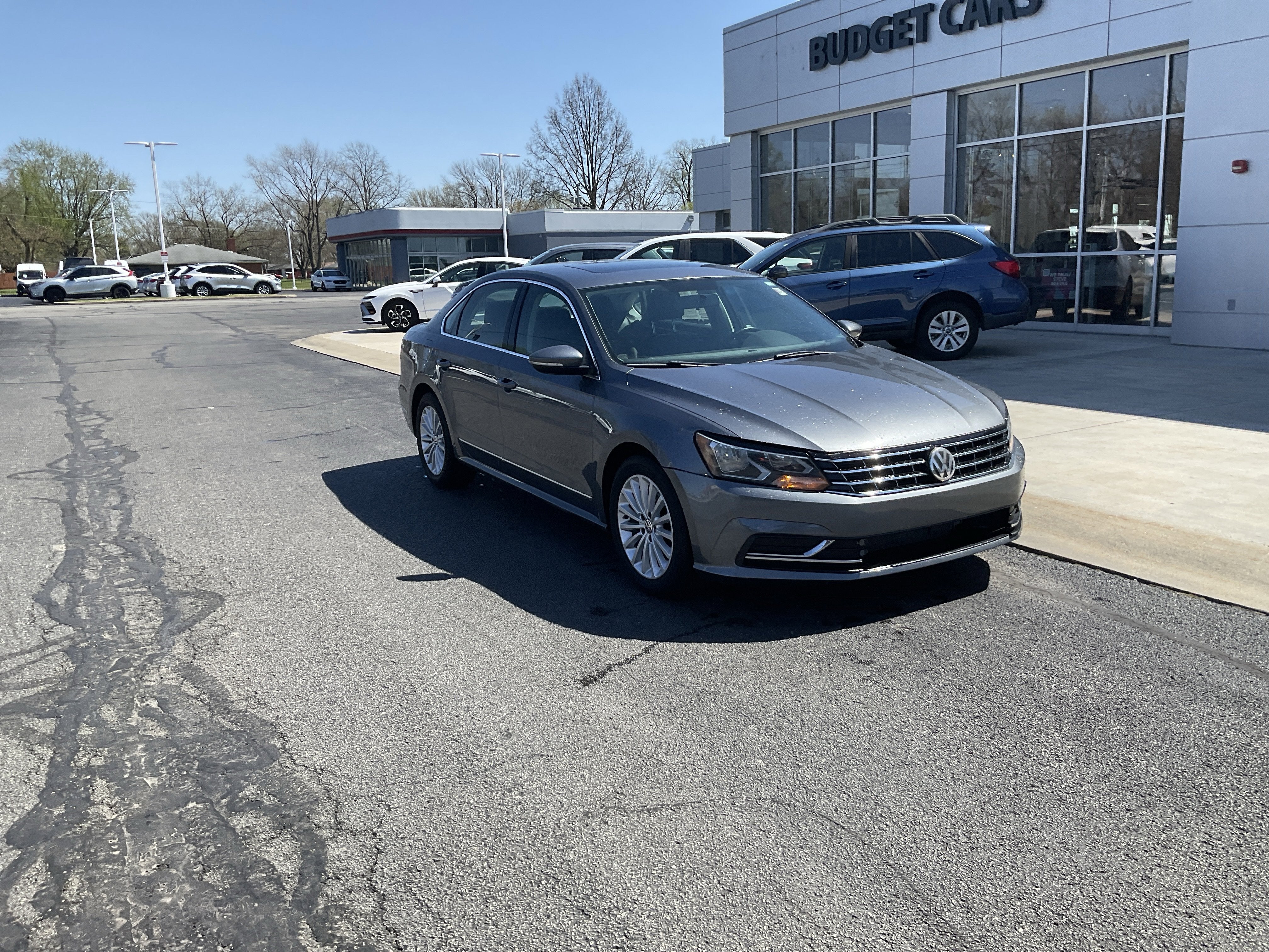 2017 Volkswagen Passat 1.8T SE