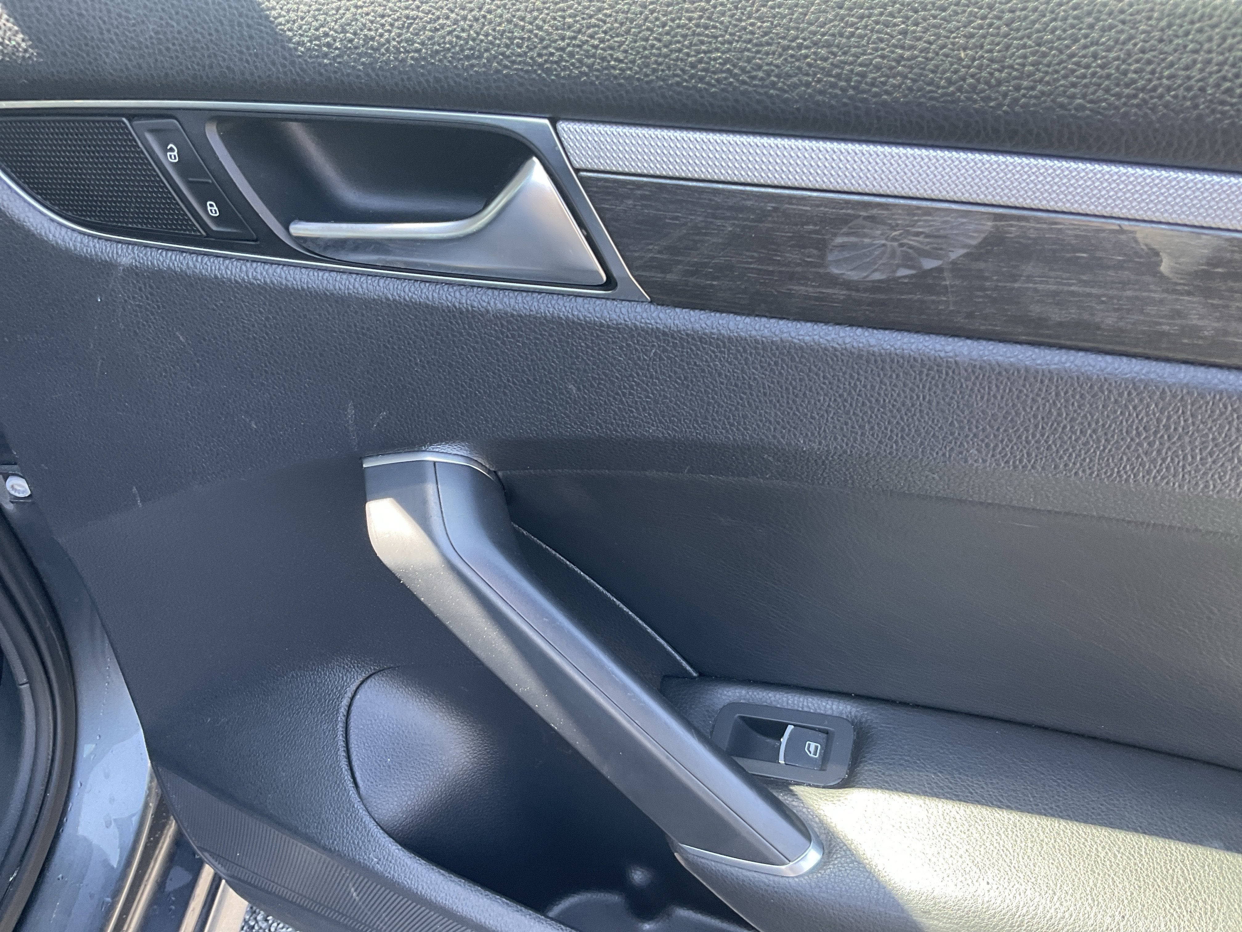 2017 Volkswagen Passat 1.8T SE