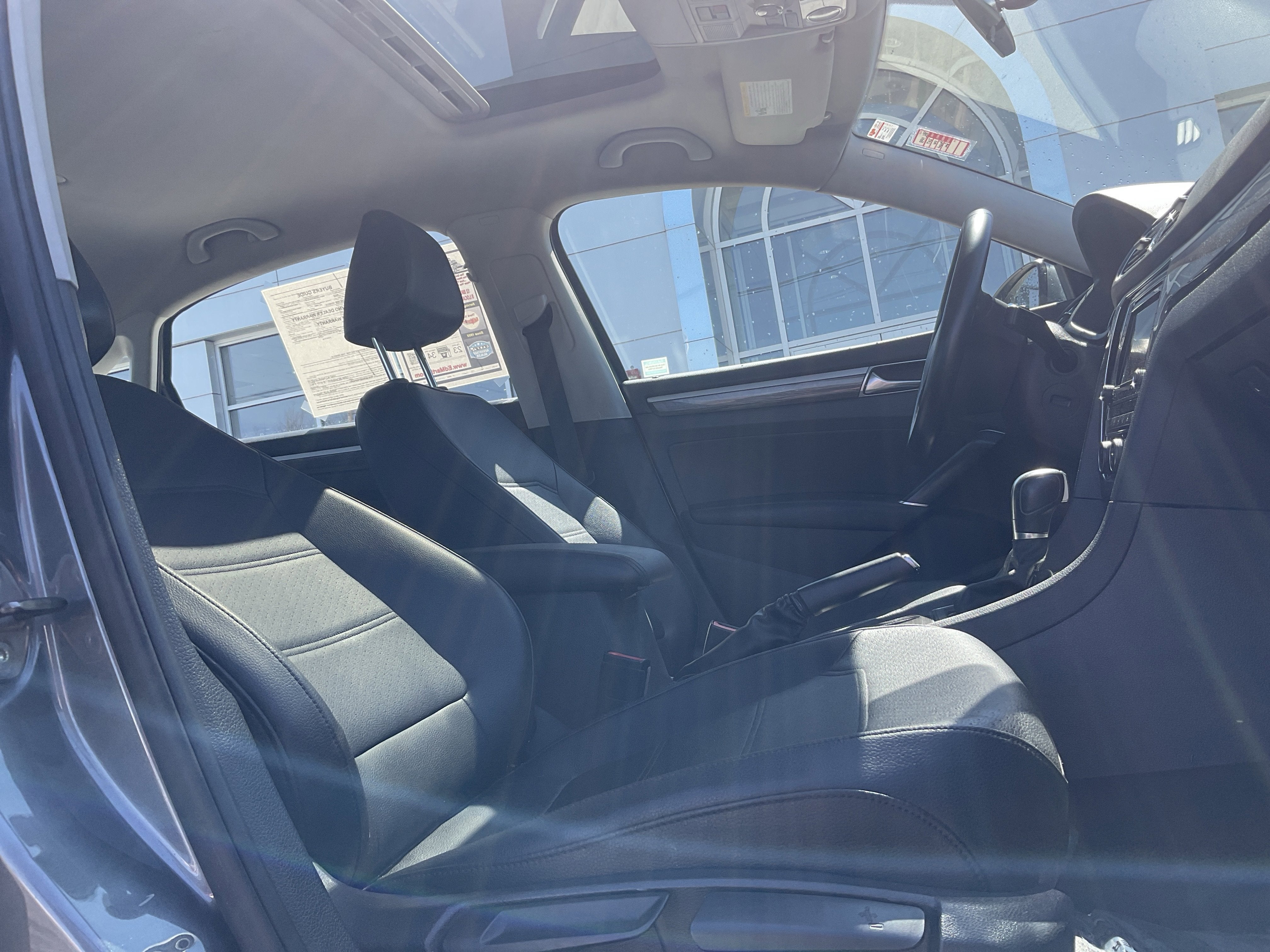 2017 Volkswagen Passat 1.8T SE