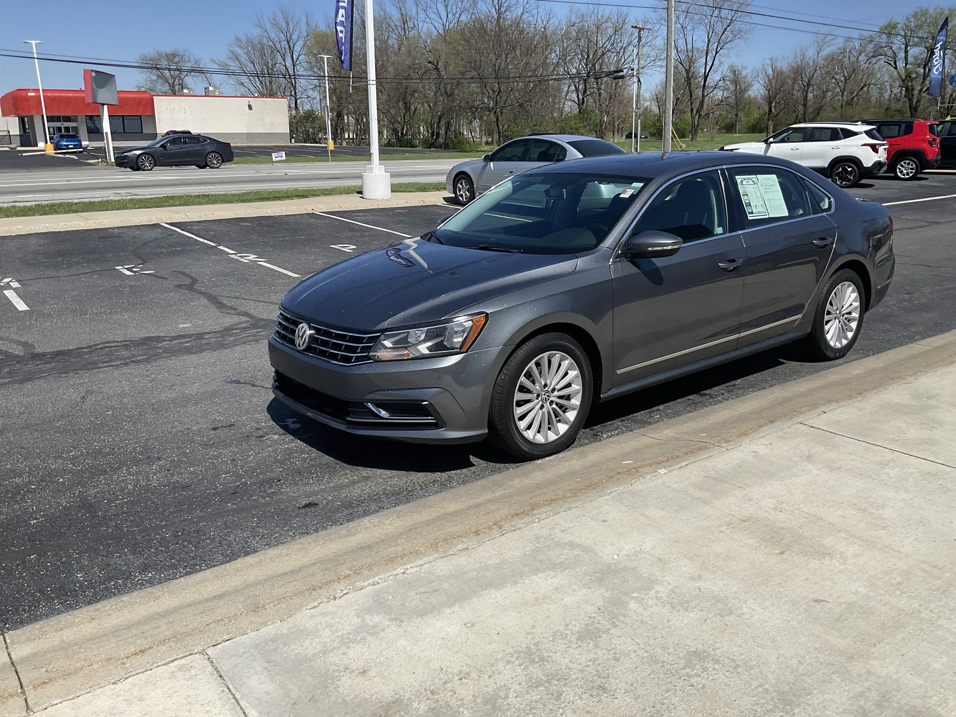 2017 Volkswagen Passat 1.8T SE