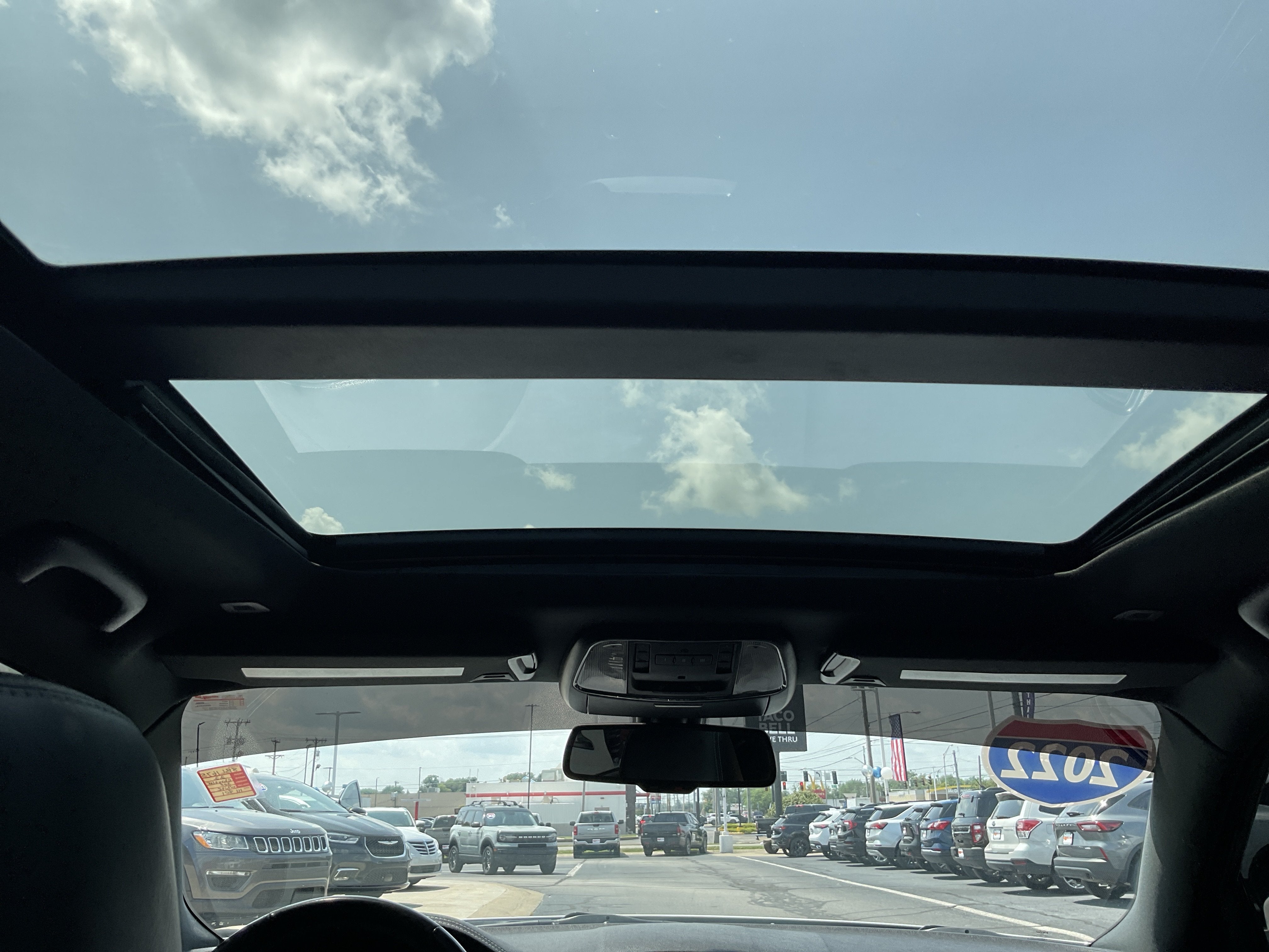 2022 Chrysler 300 S