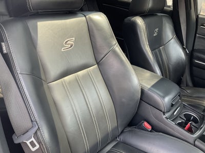 2022 Chrysler 300 S