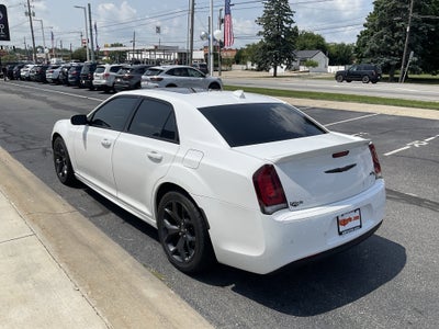 2022 Chrysler 300 S