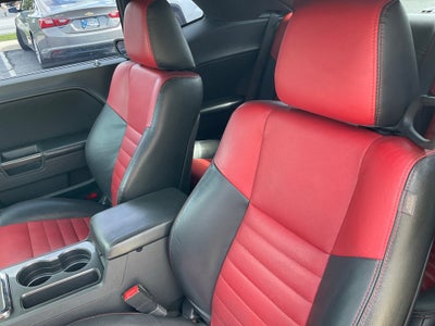 2014 Dodge Challenger SXT