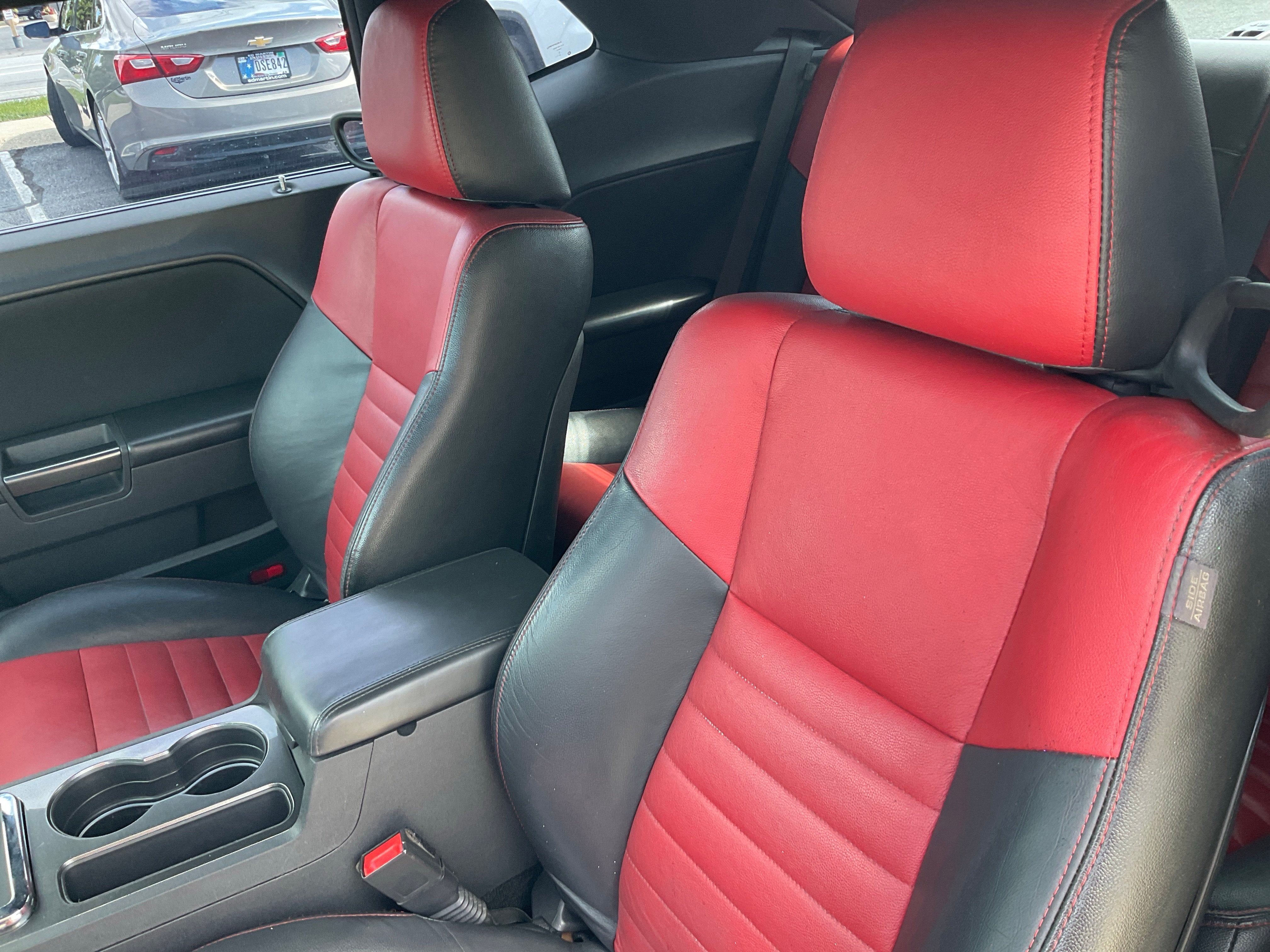 2014 Dodge Challenger SXT