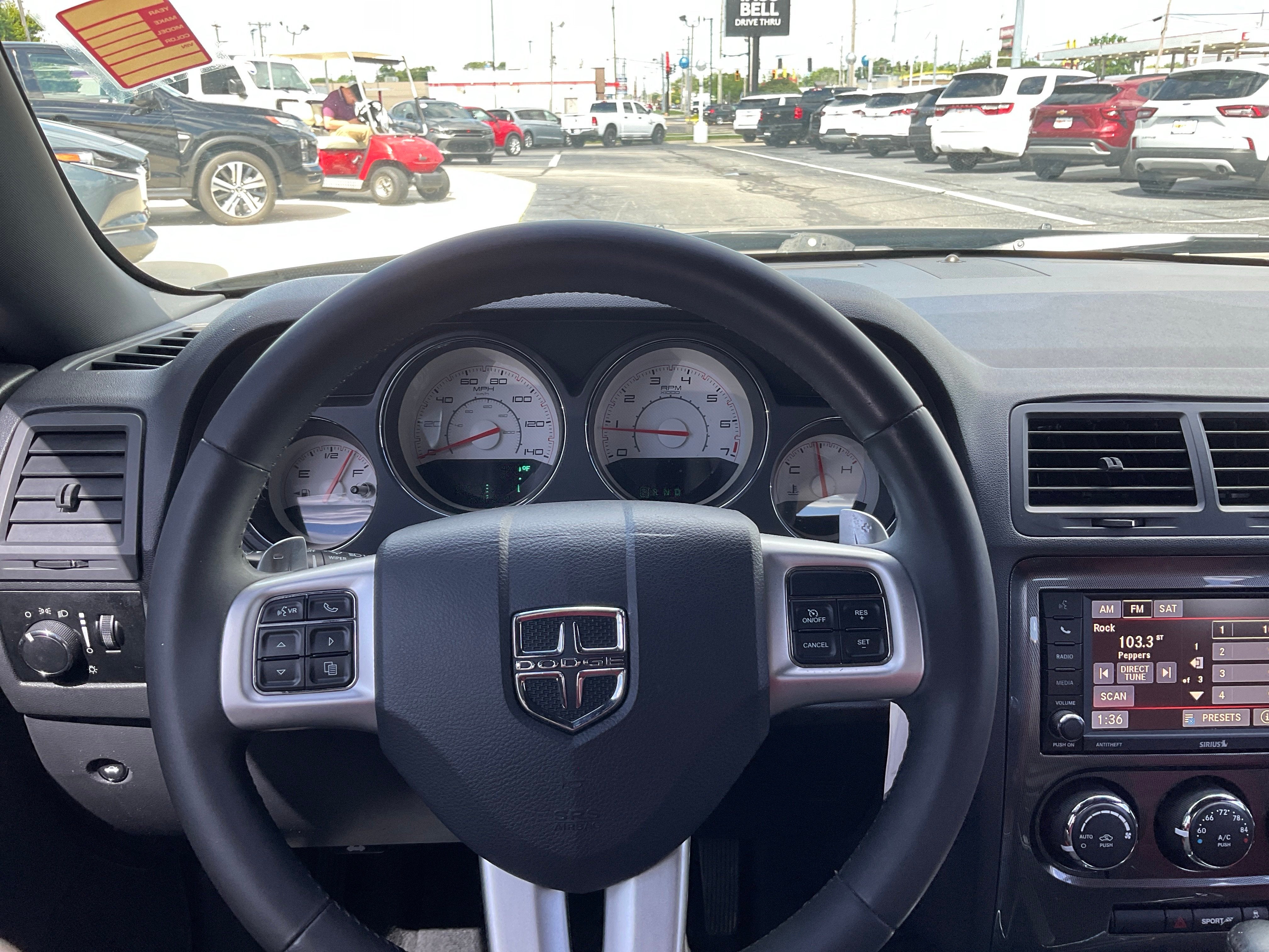 2014 Dodge Challenger SXT
