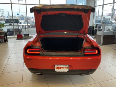 2022 Dodge Challenger SXT