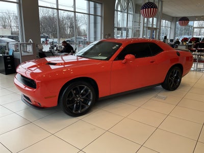 2022 Dodge Challenger SXT