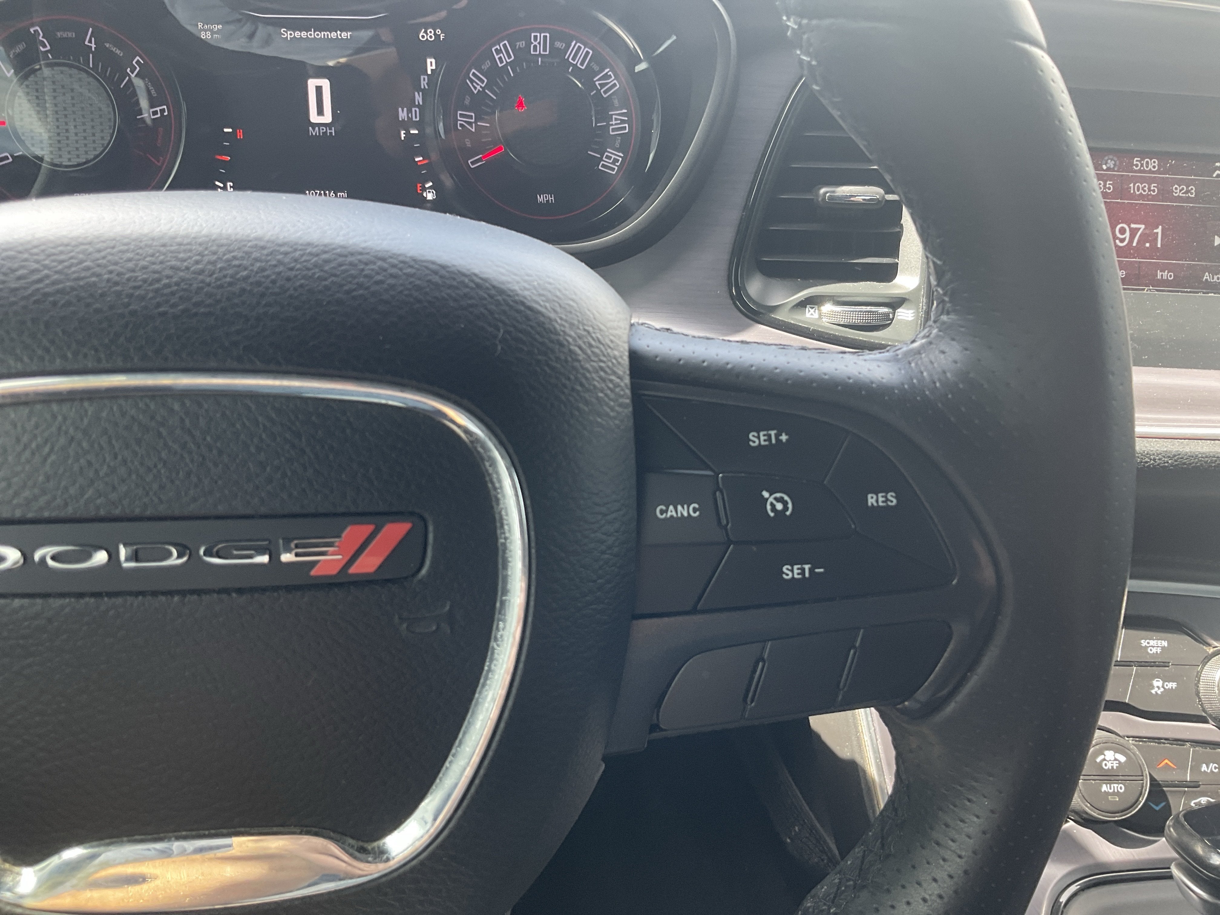2017 Dodge Challenger SXT