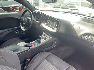 2017 Dodge Challenger SXT