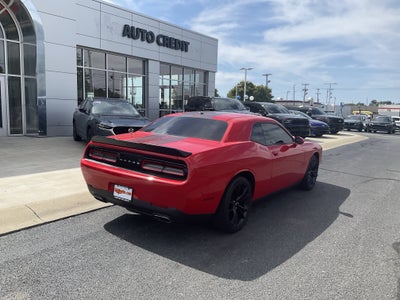 2017 Dodge Challenger SXT