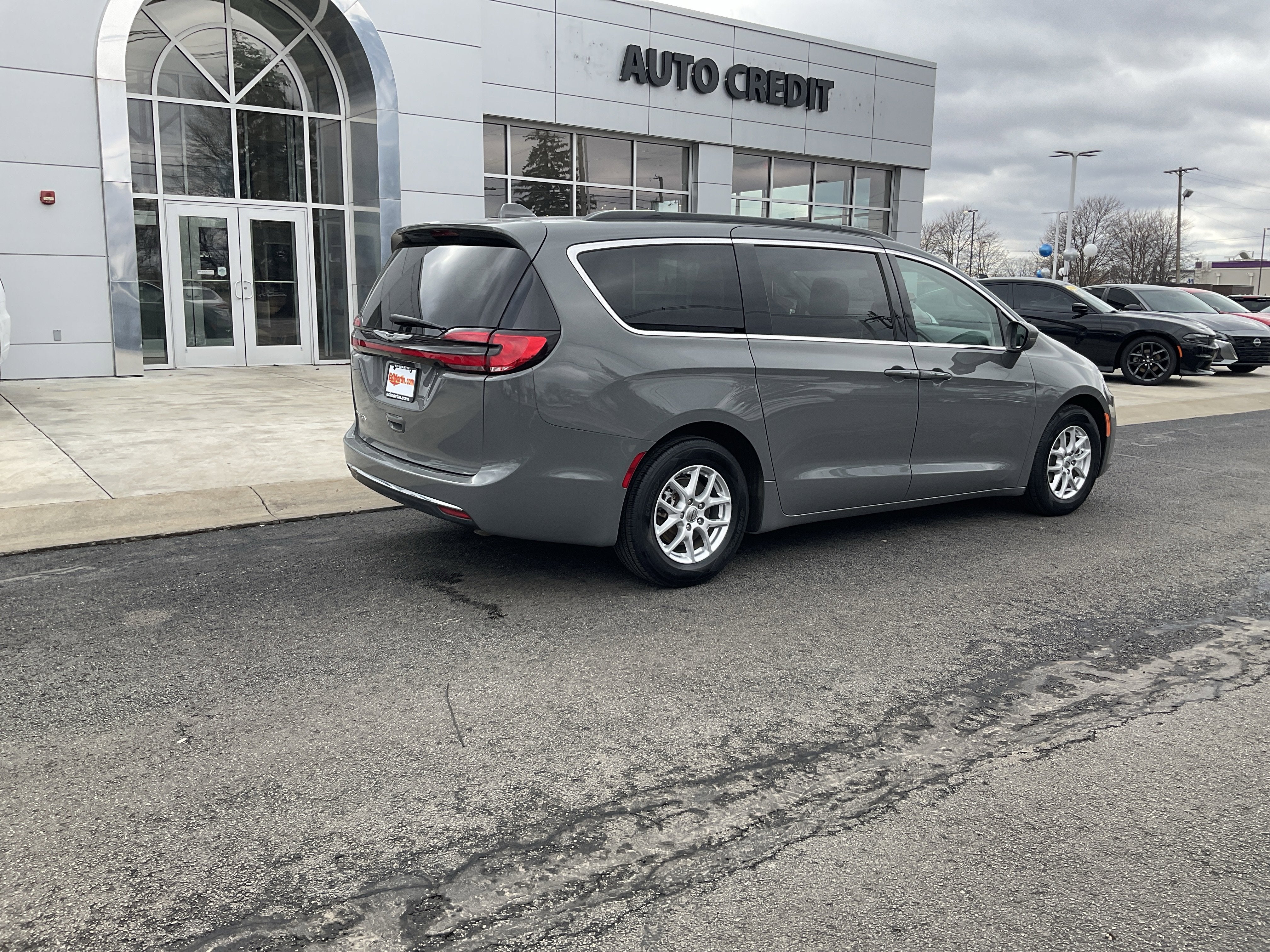 2022 Chrysler Pacifica Touring L