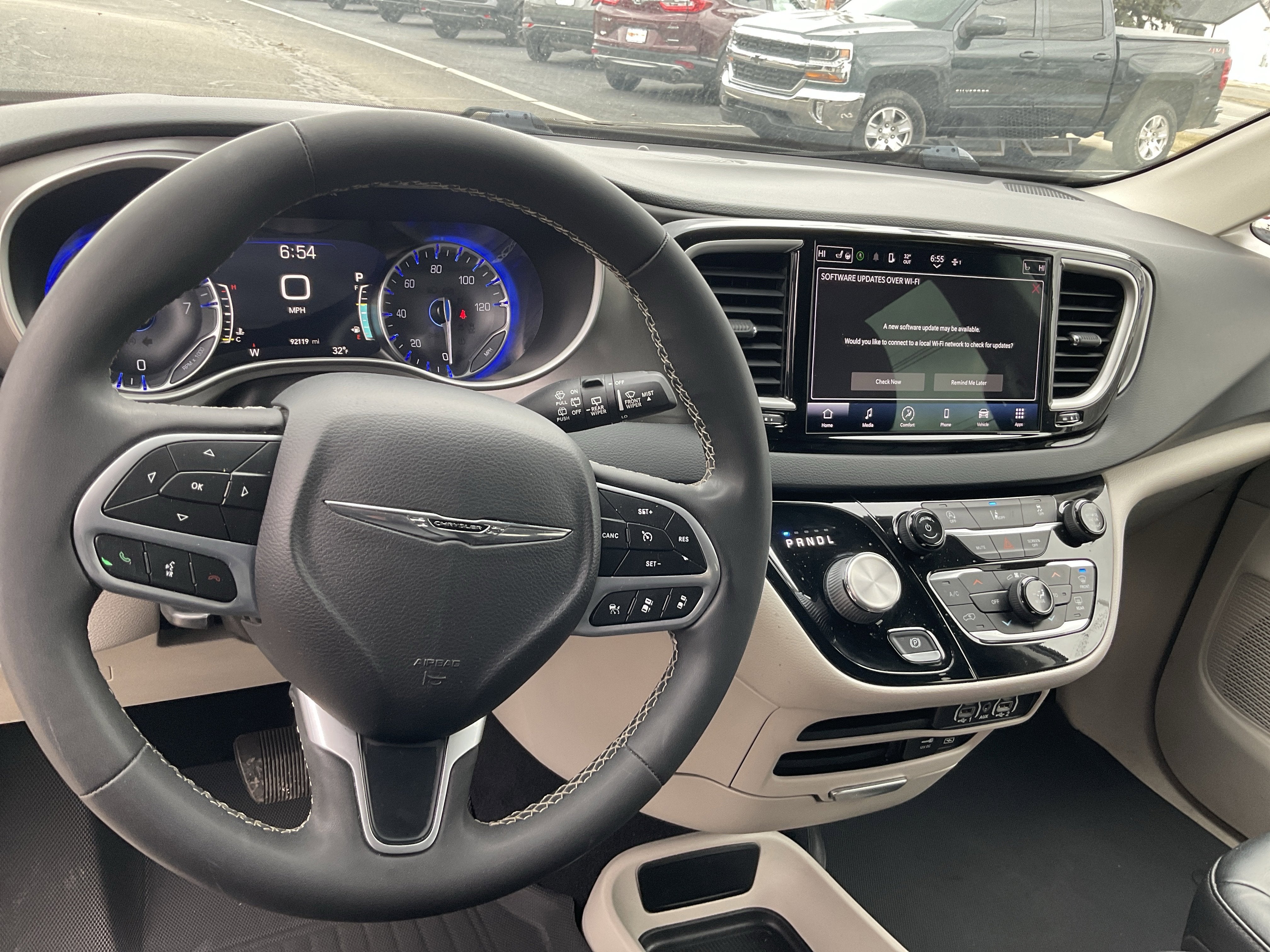 2022 Chrysler Pacifica Touring L