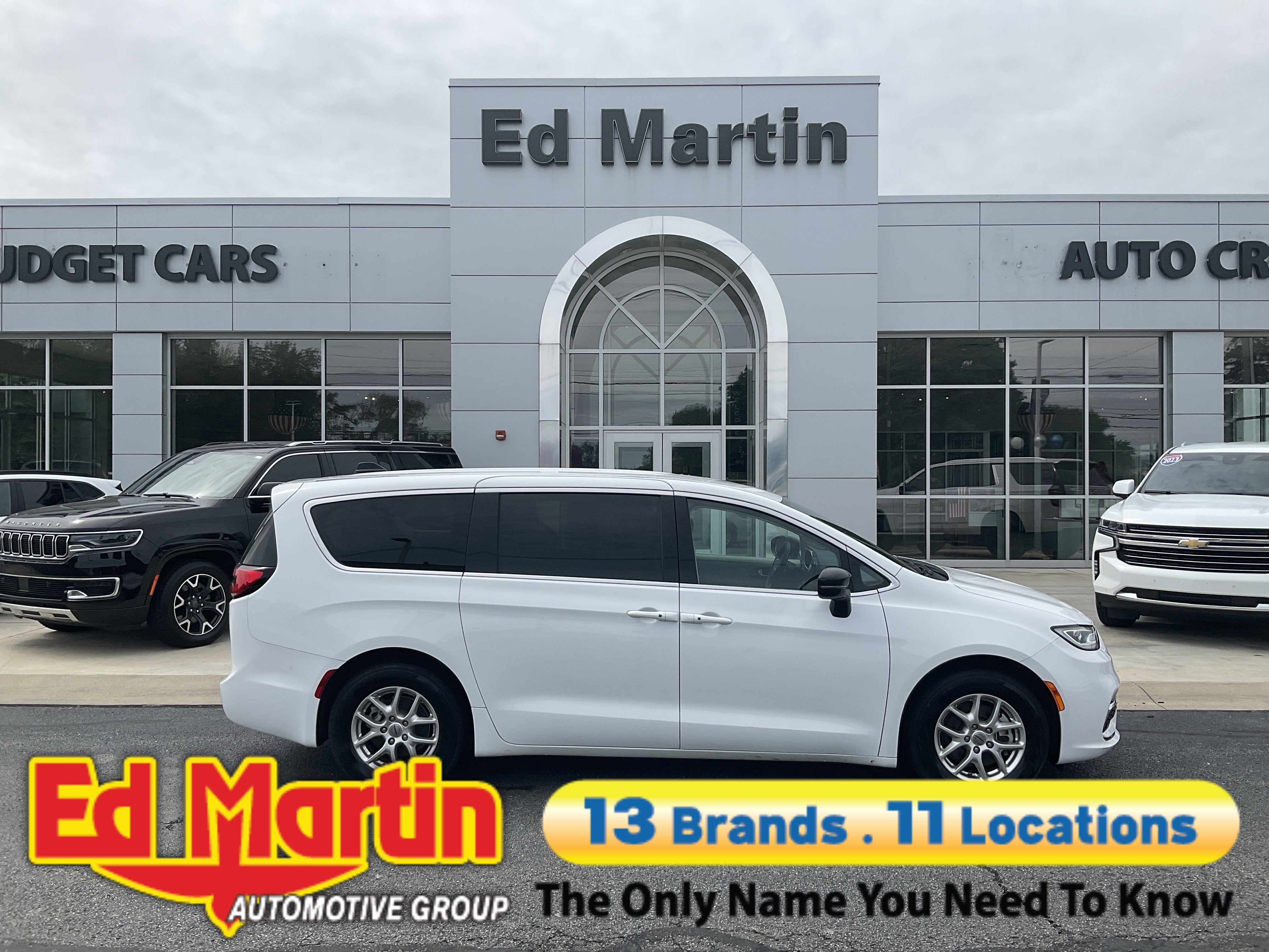 2024 Chrysler Pacifica Touring L