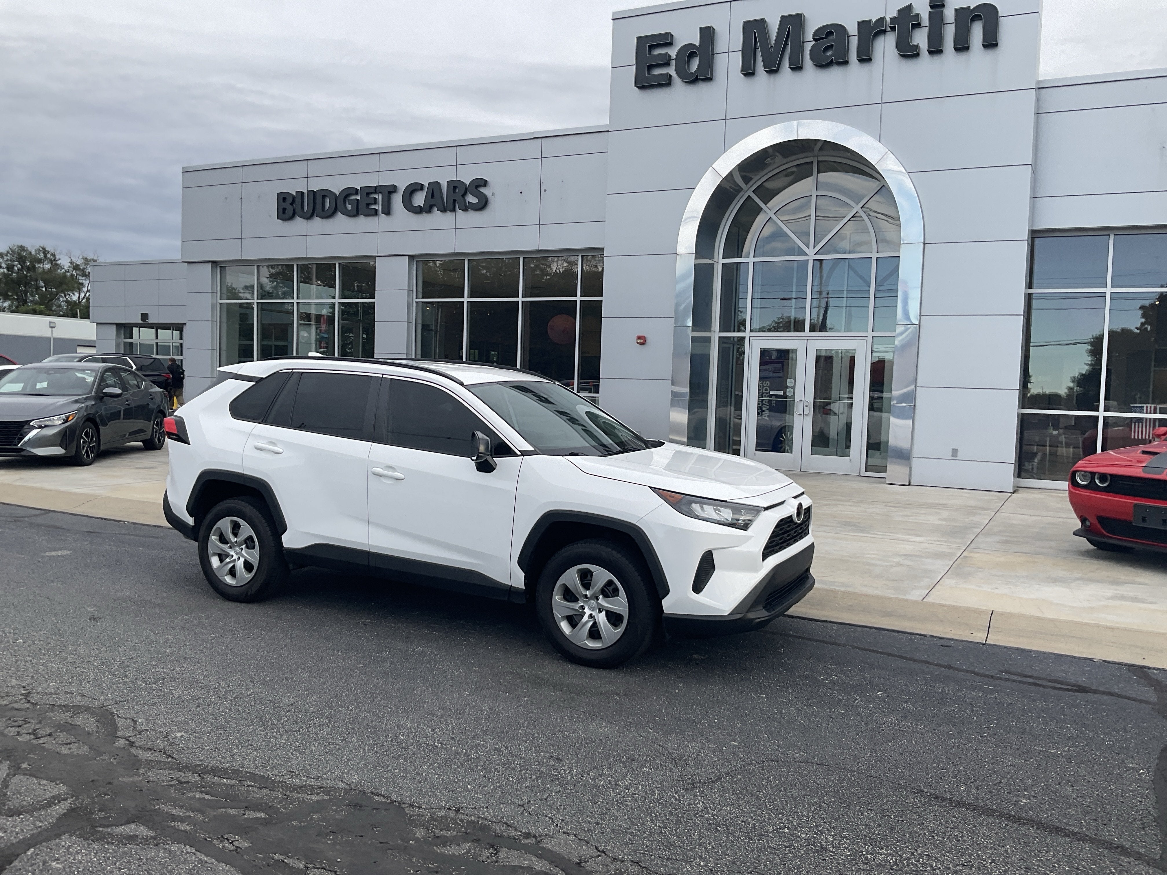 2021 Toyota RAV4 LE