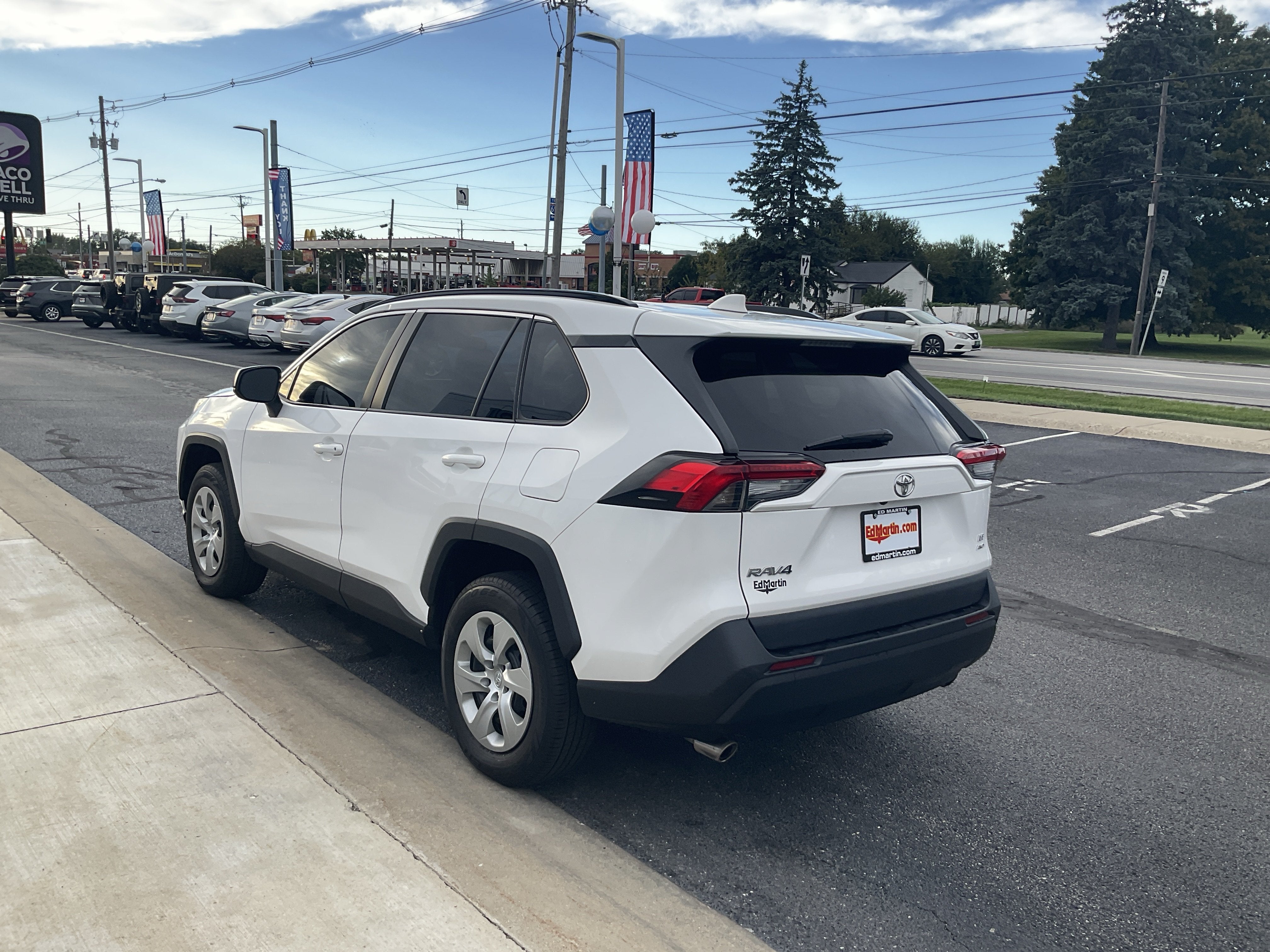 2021 Toyota RAV4 LE