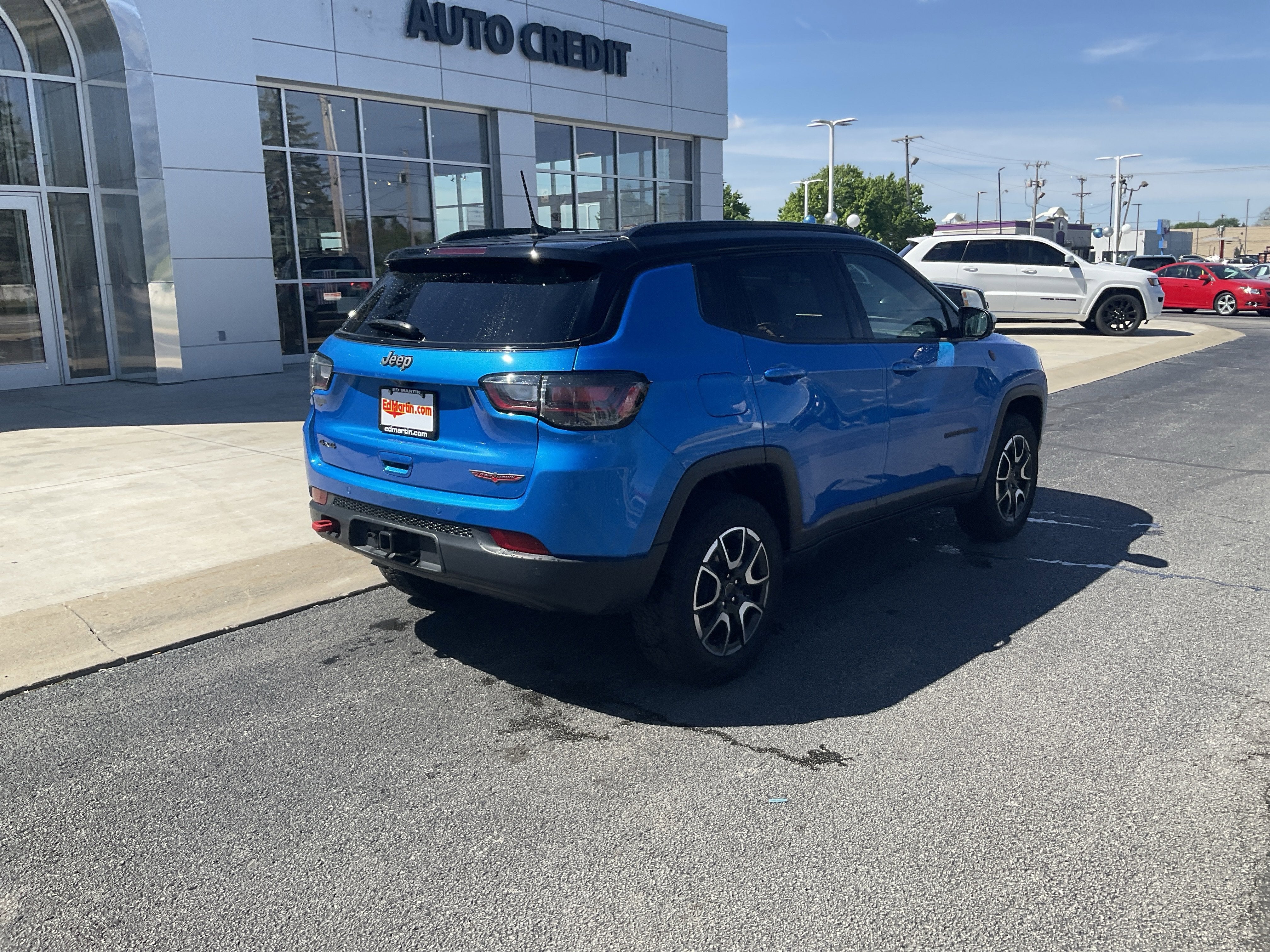 2025 Jeep Compass Trailhawk